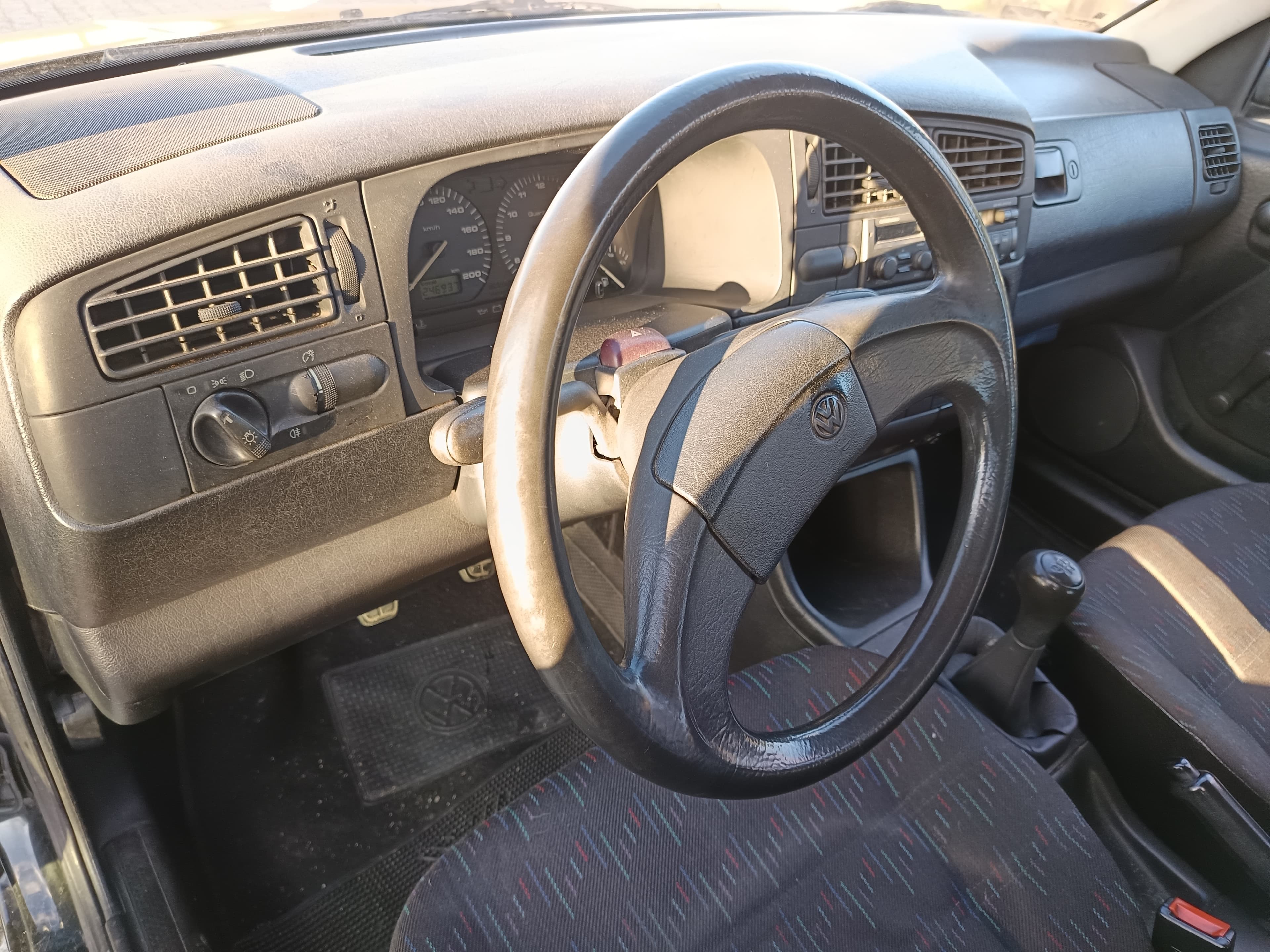 Volkswagen Golf · Ano 1993 — imagen 32