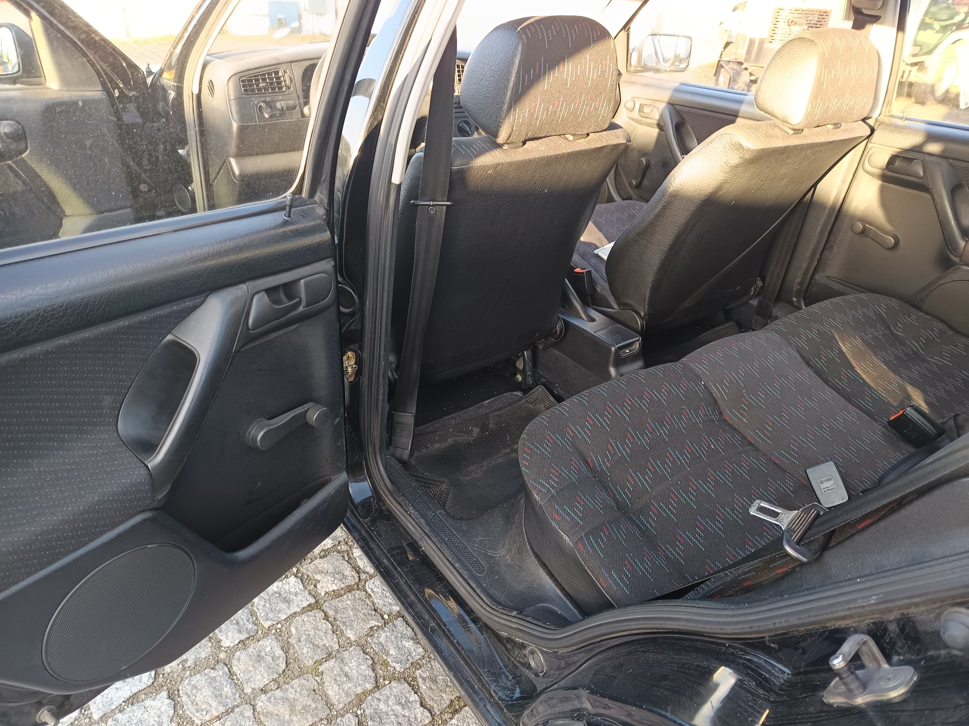 Volkswagen Golf · Ano 1993 — imagen 25