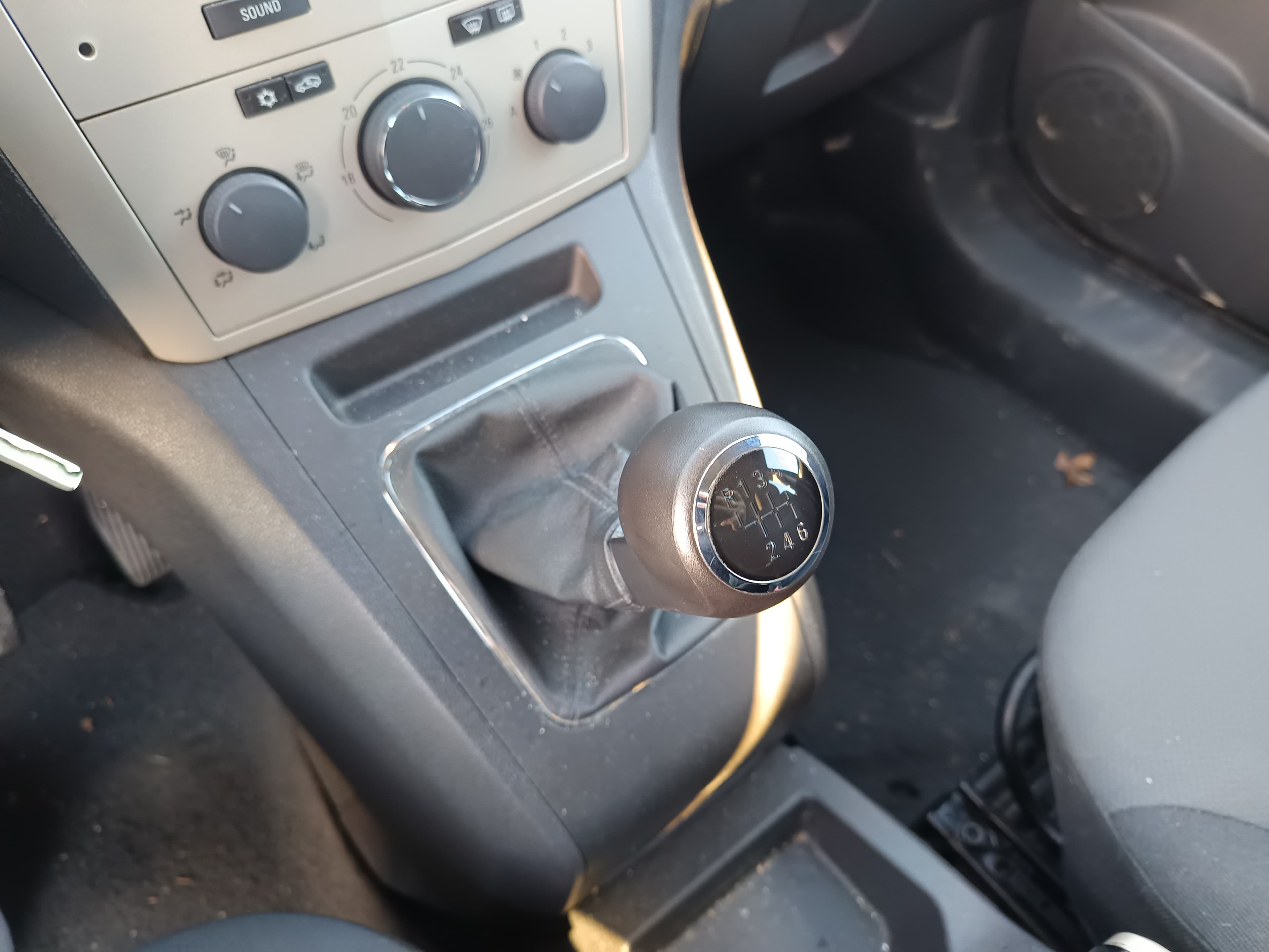 Opel Zafira · Ano 2009 — imagen 43