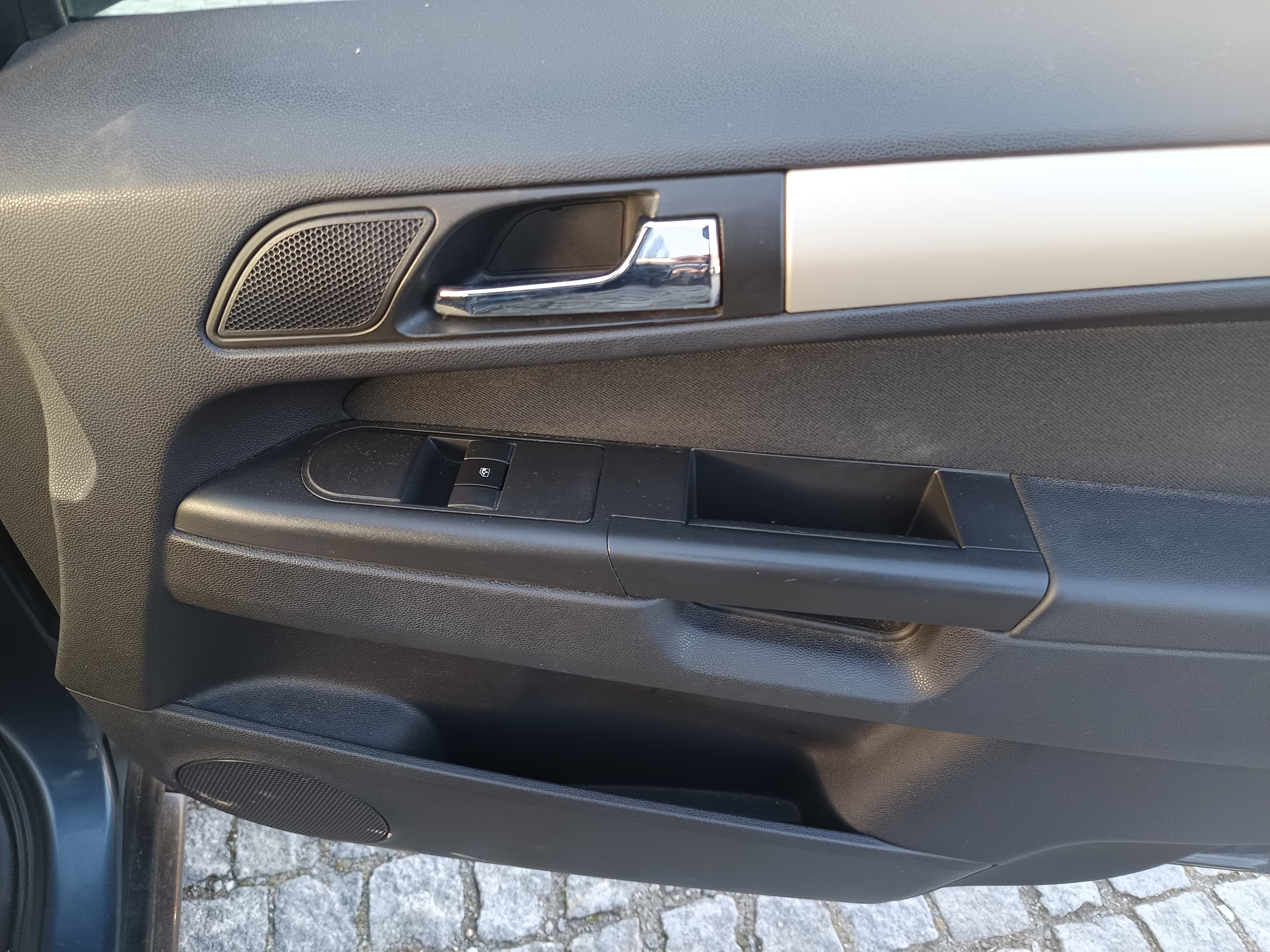 Opel Zafira · Ano 2009 — imagen 29