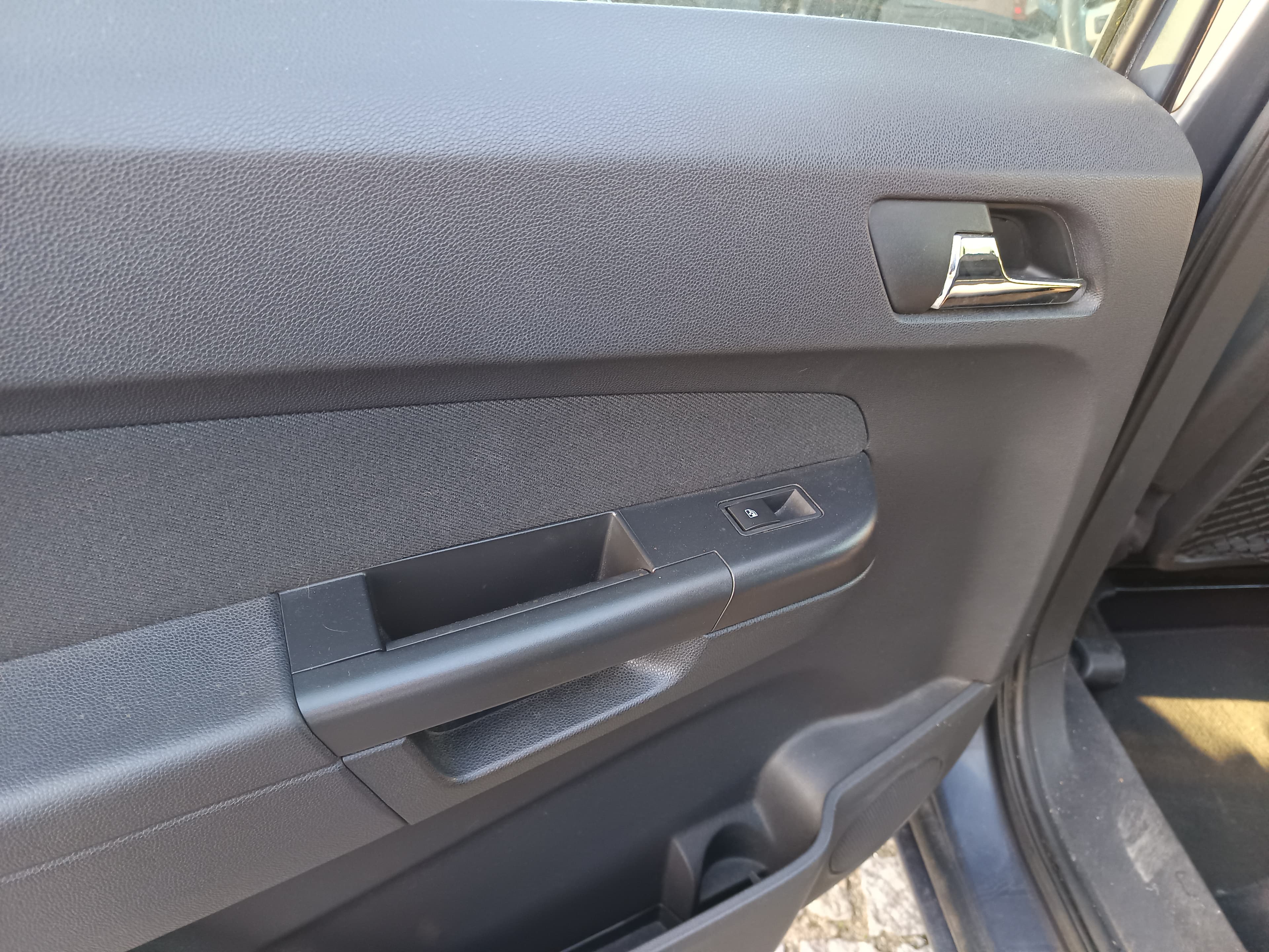 Opel Zafira · Ano 2009 — imagen 33