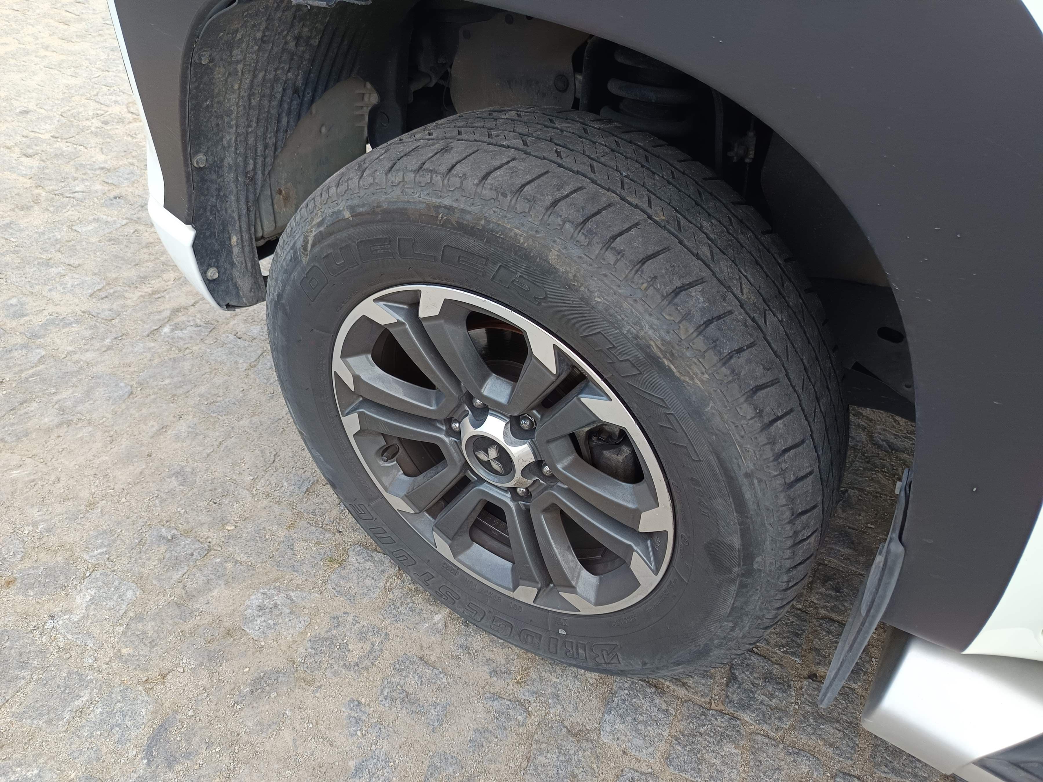 Mitsubishi L200 2.3 DI-D 4 WD Space CAB · Ano 2022 — imagem 16