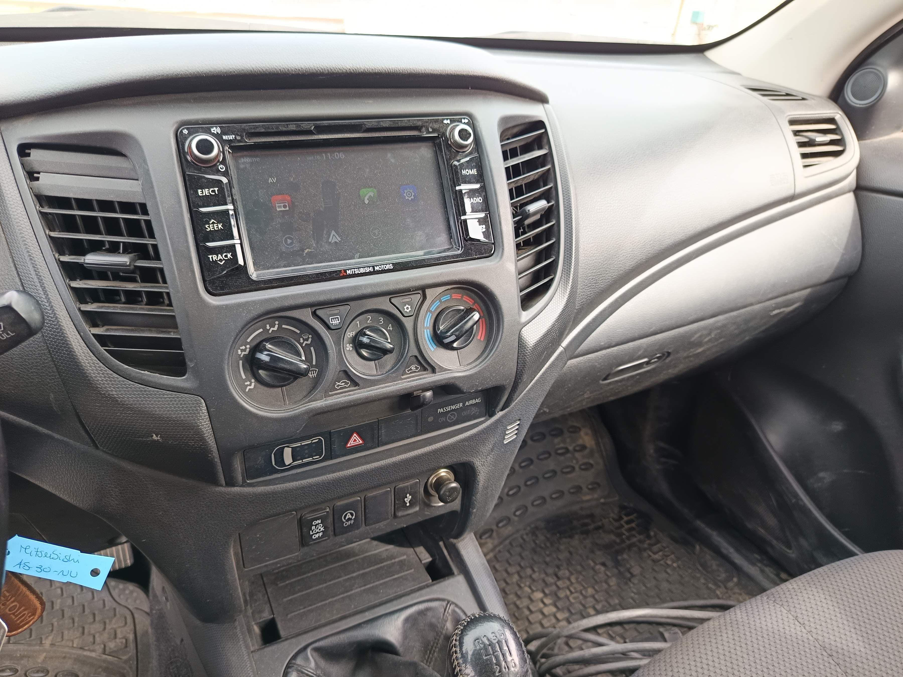 Mitsubishi L200 2.3 DI-D 4 WD Space CAB · Ano 2022 — imagem 37