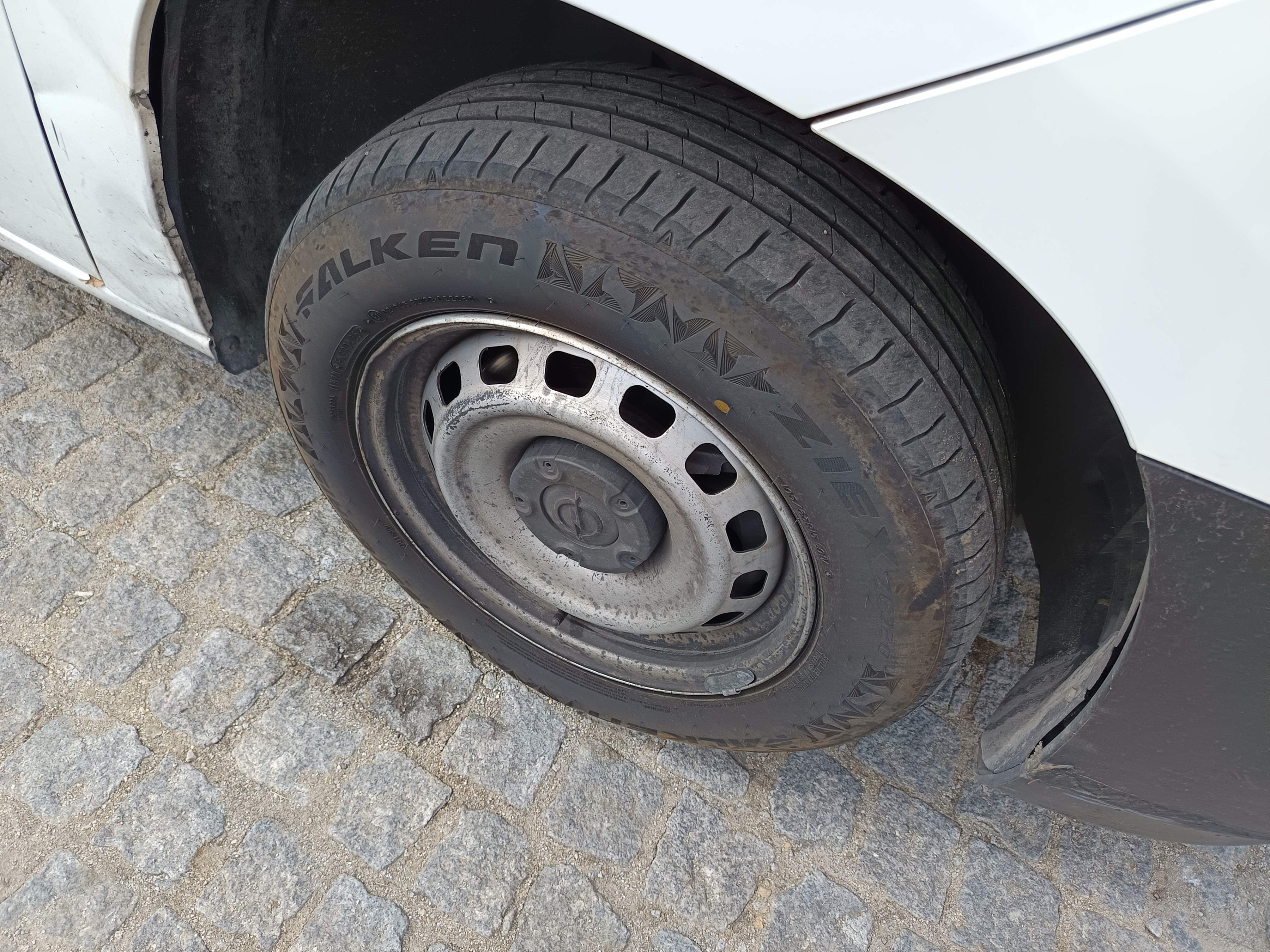 Opel Combo 1.5 CDTI · Ano 2022 — image 7