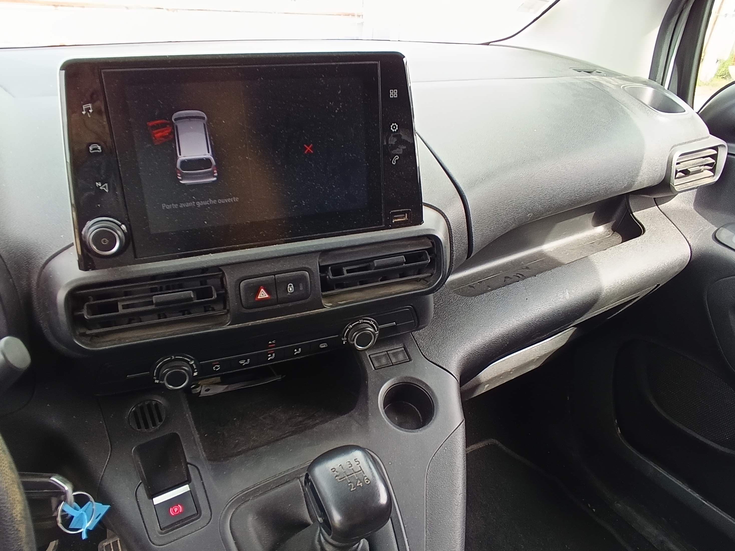 Opel Combo 1.5 CDTI · Ano 2022 — image 28