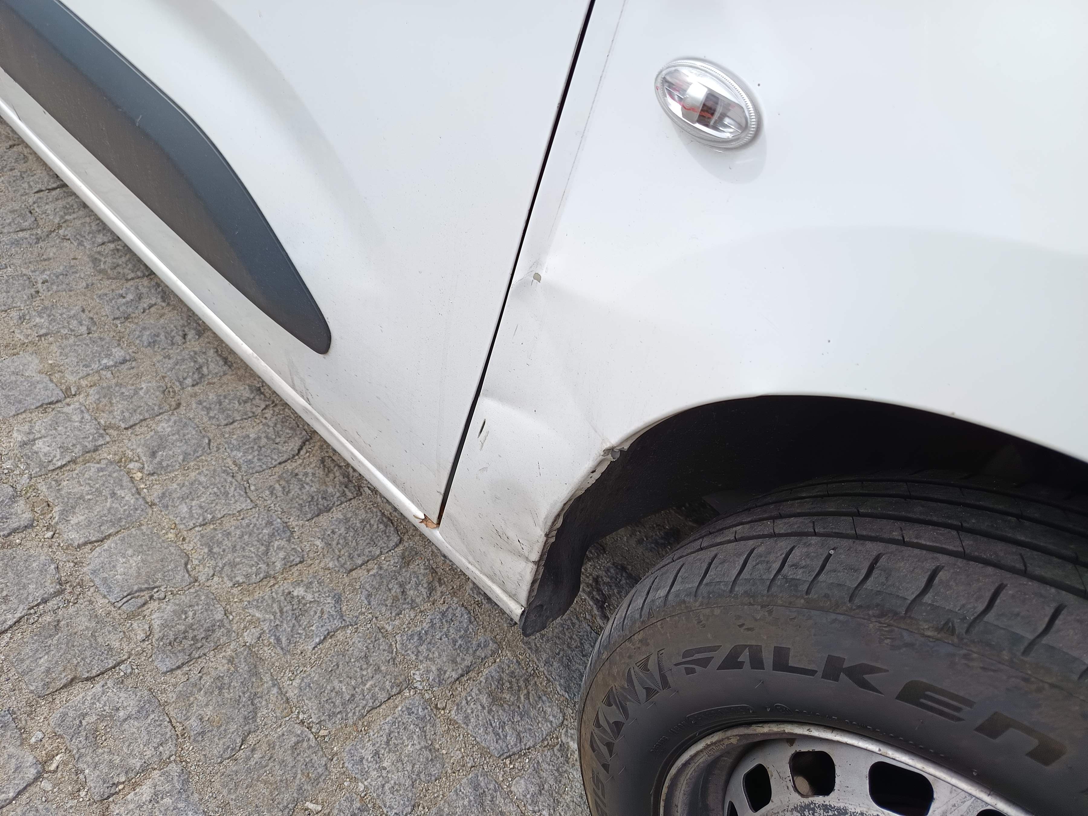 Opel Combo 1.5 CDTI · Ano 2022 — image 8
