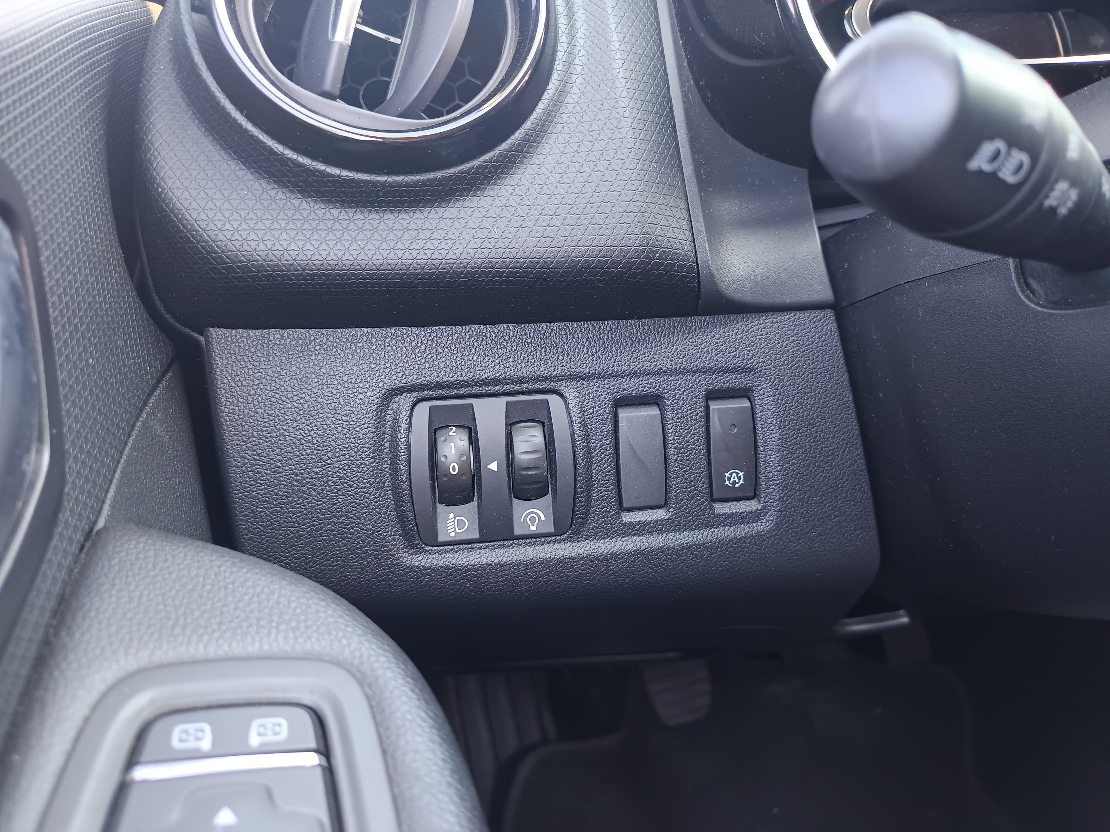Renault Clio · Ano 2018 — imagen 22