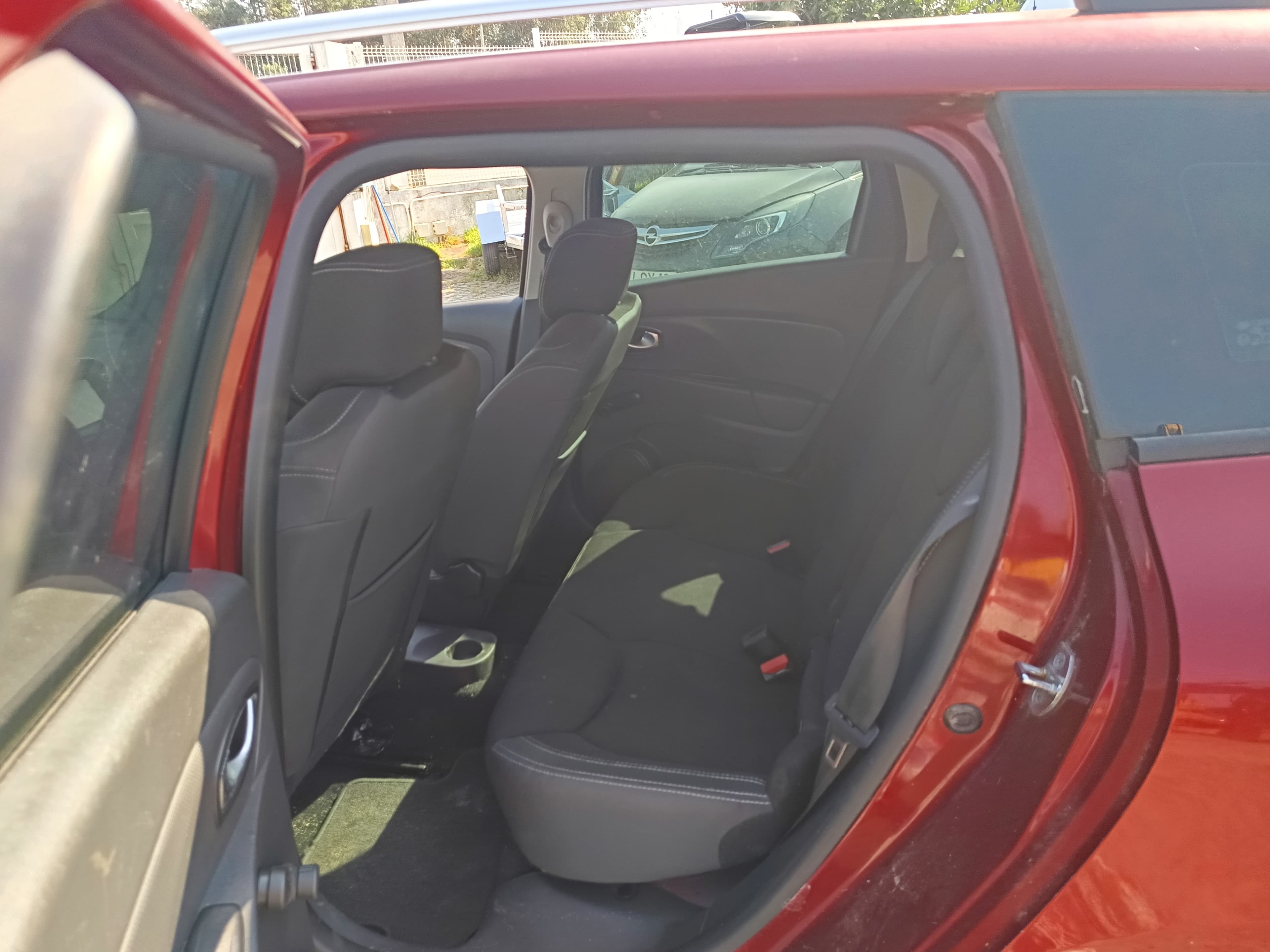 Renault Clio · Ano 2018 — imagen 28