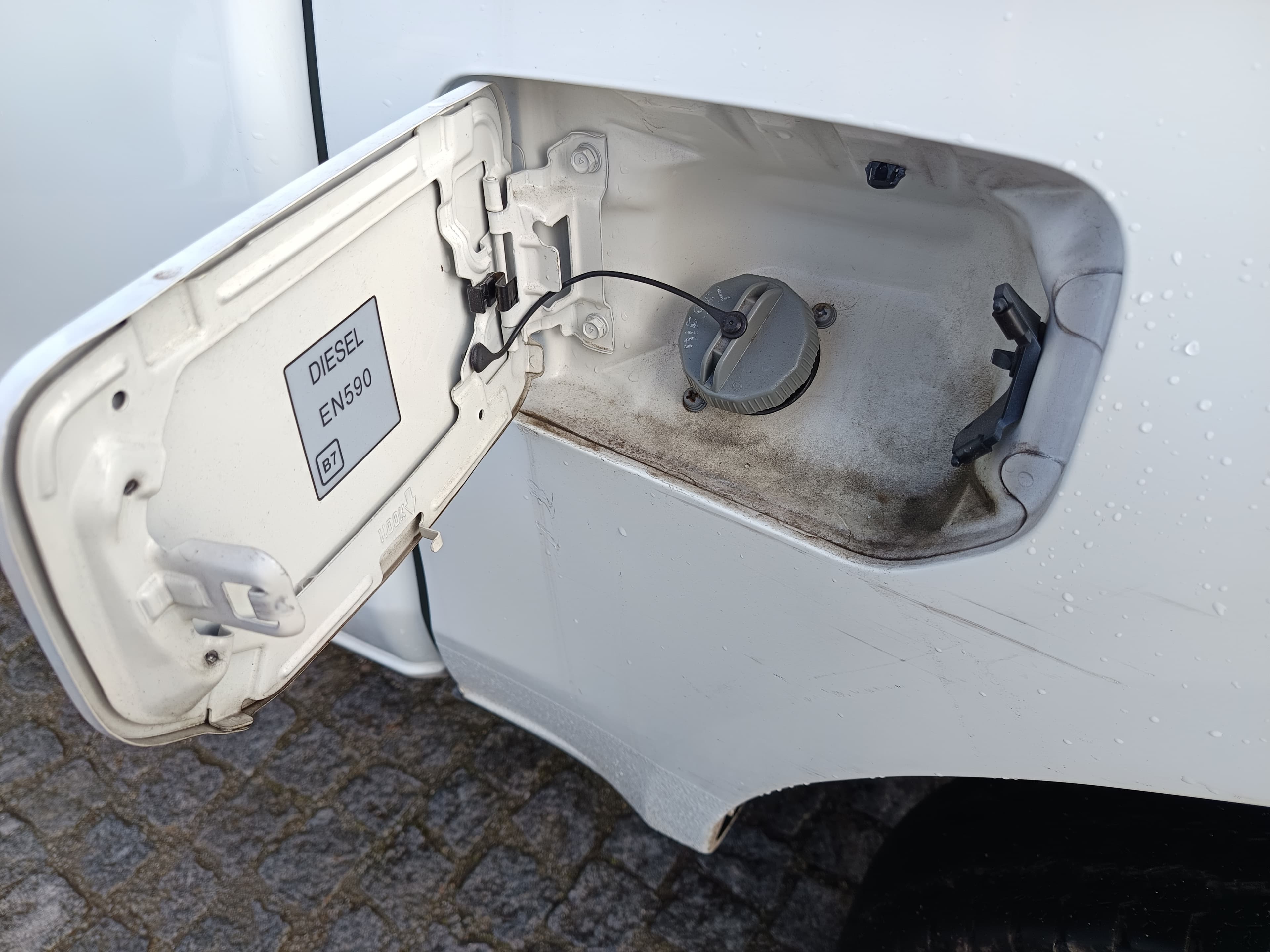 Mitsubishi L200 · Ano 2019 — imagem 16