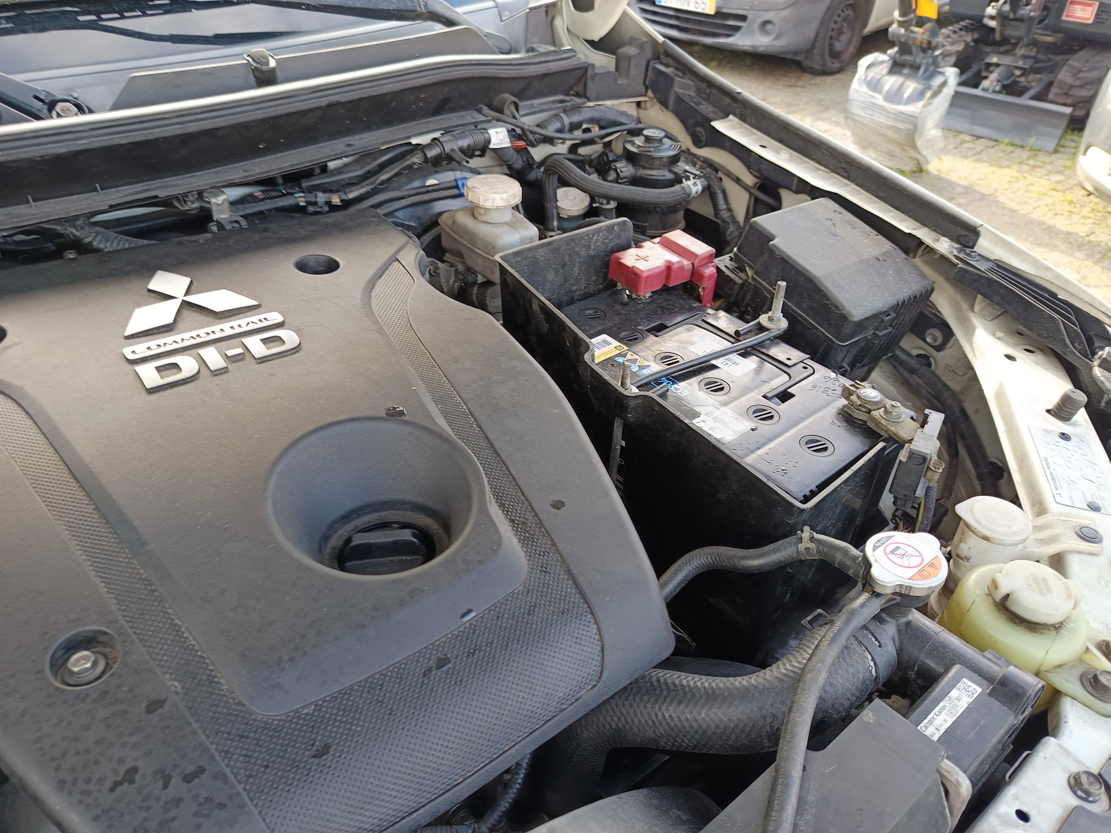Mitsubishi L200 · Ano 2019 — imagem 17