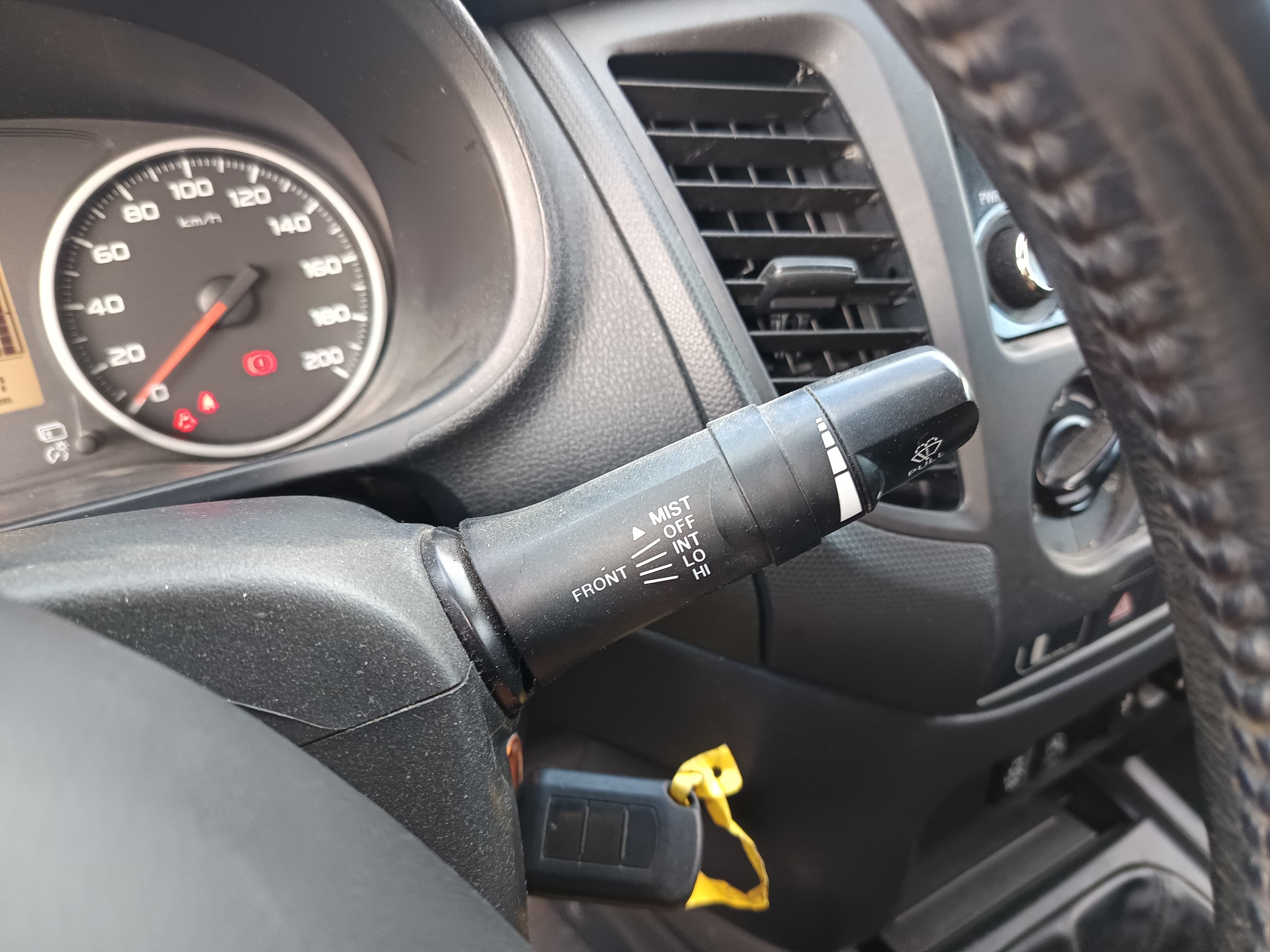 Mitsubishi L200 · Ano 2019 — imagem 37