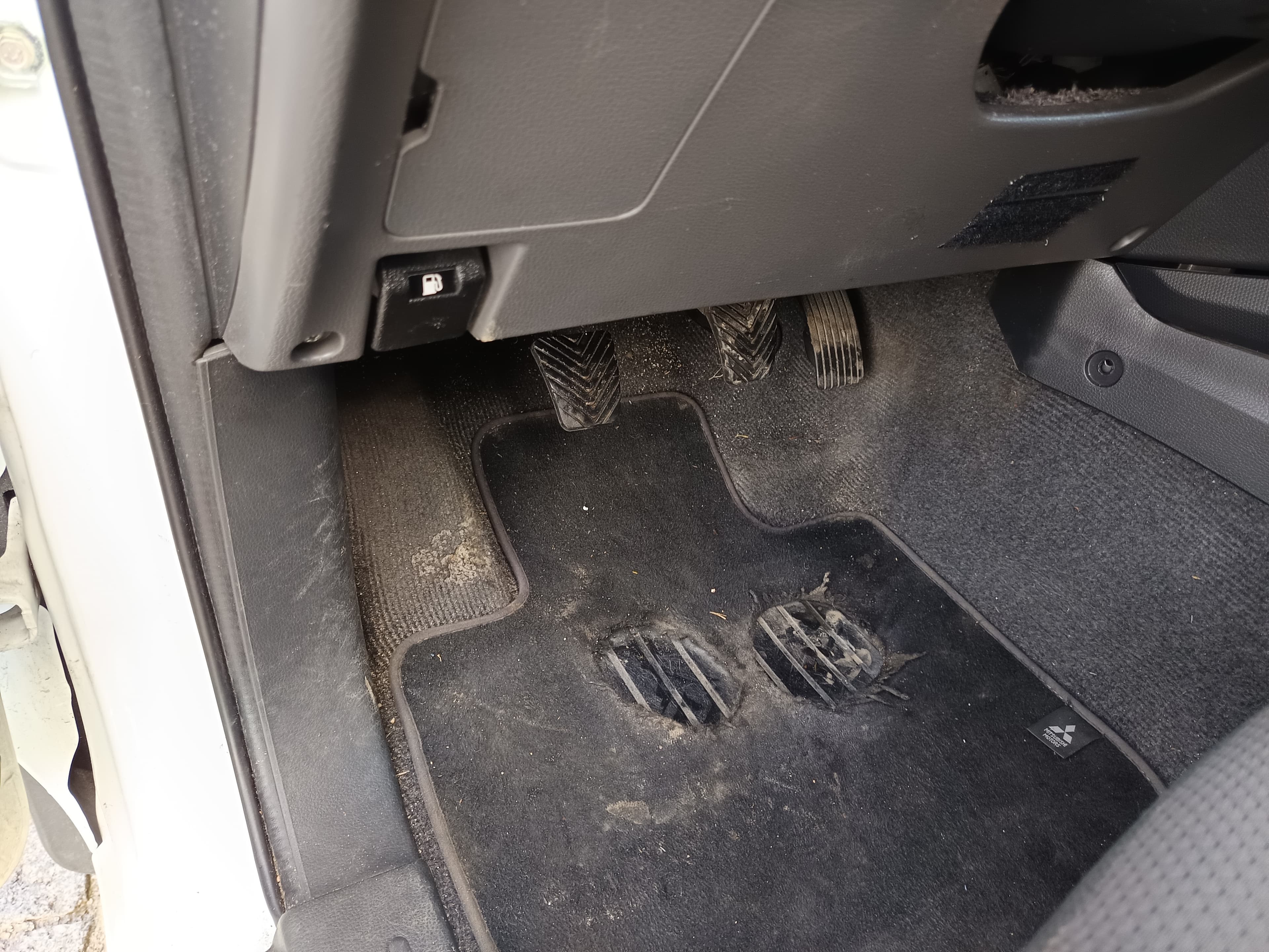 Mitsubishi L200 · Ano 2019 — imagem 29