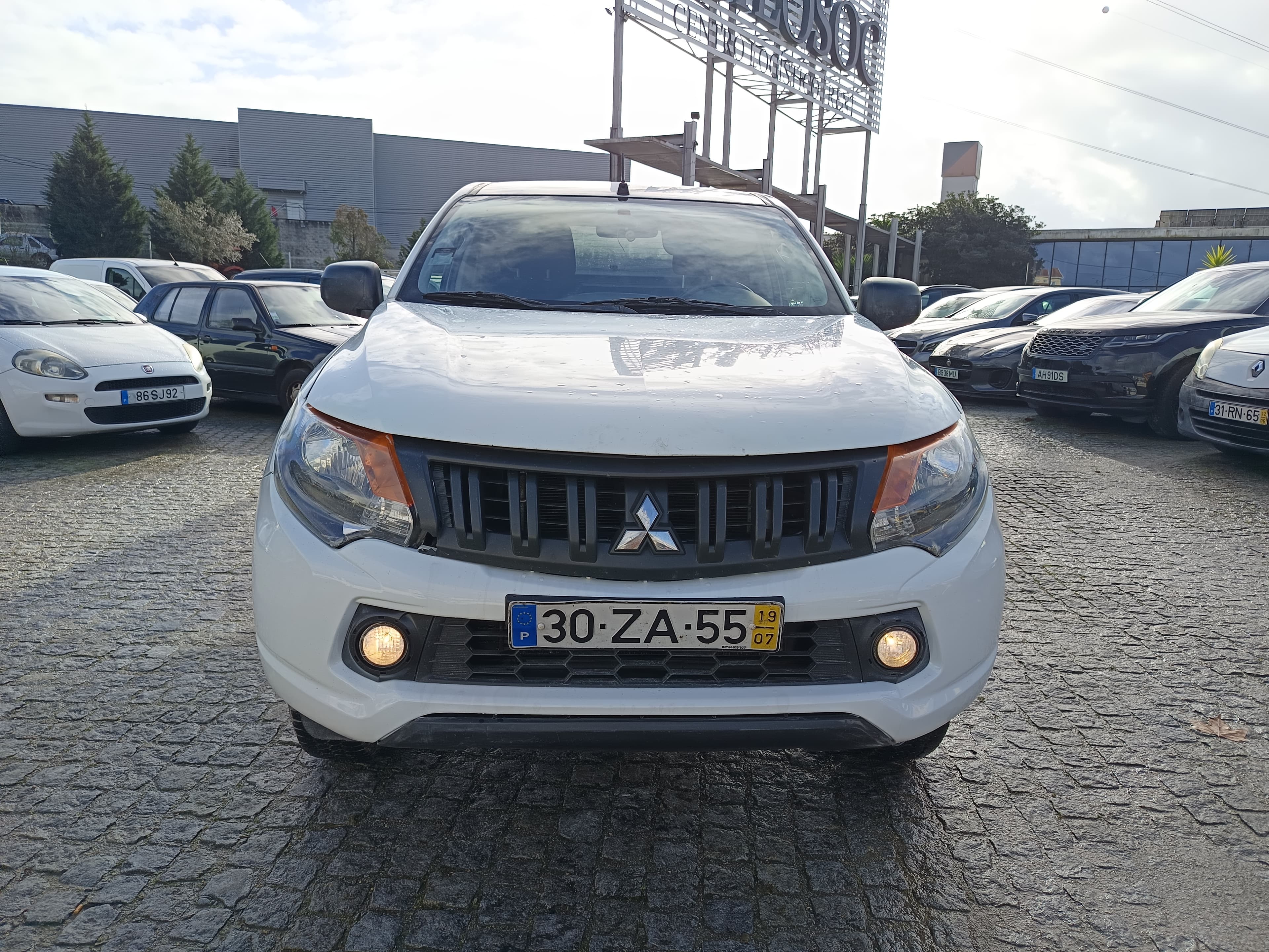 Mitsubishi L200 · Ano 2019 — imagem 2