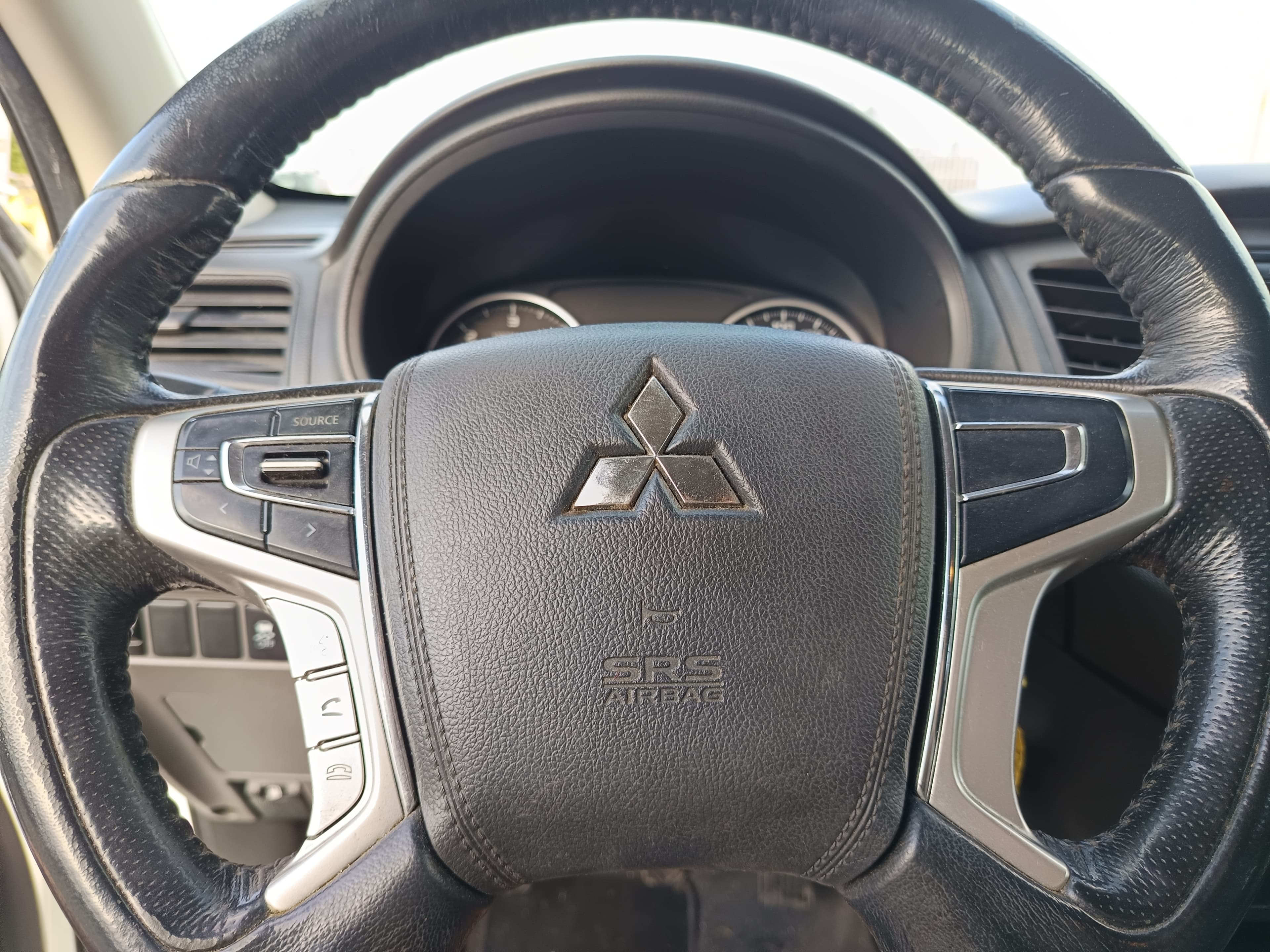 Mitsubishi L200 · Ano 2019 — imagem 35