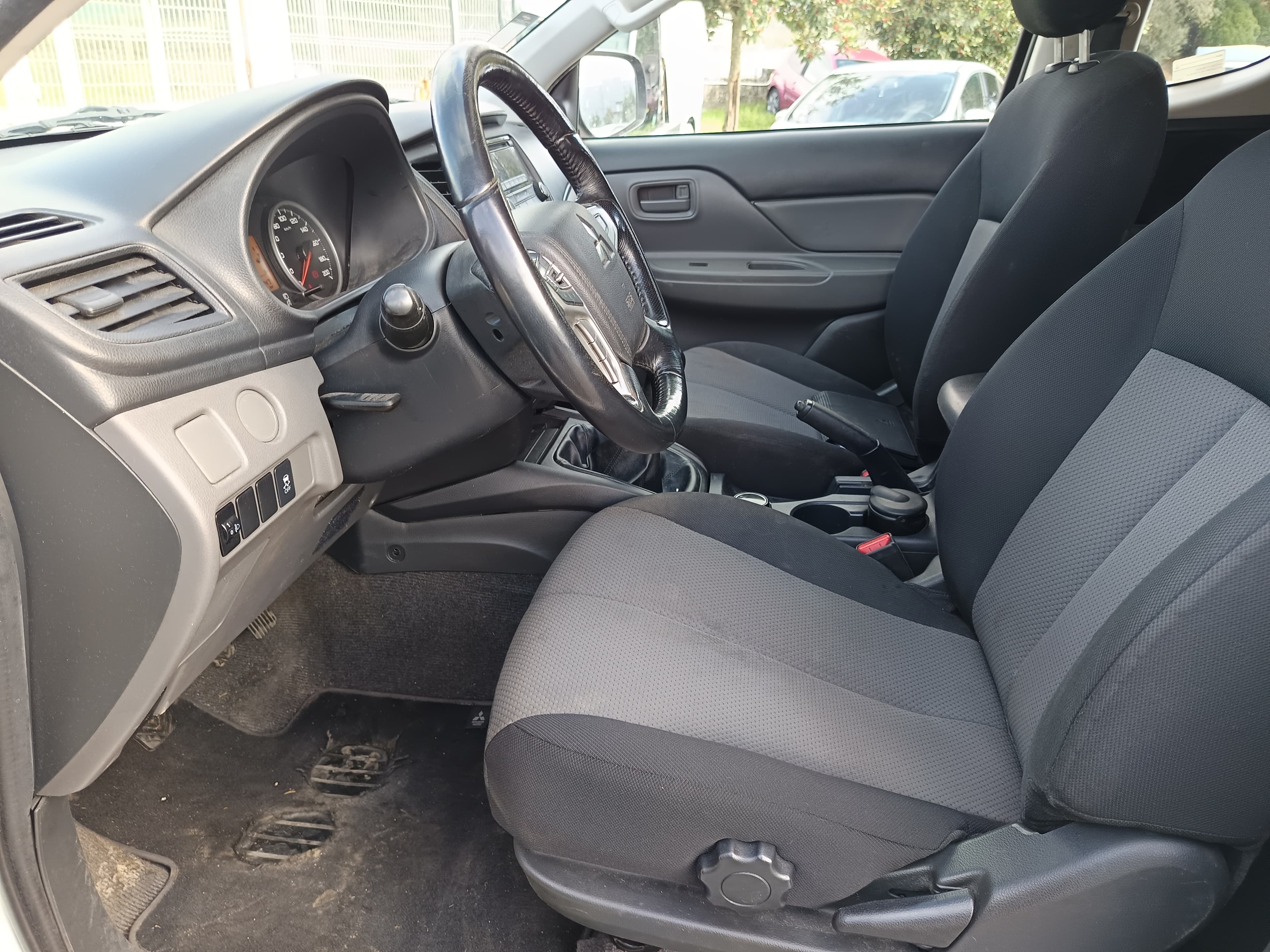 Mitsubishi L200 · Ano 2019 — imagem 27