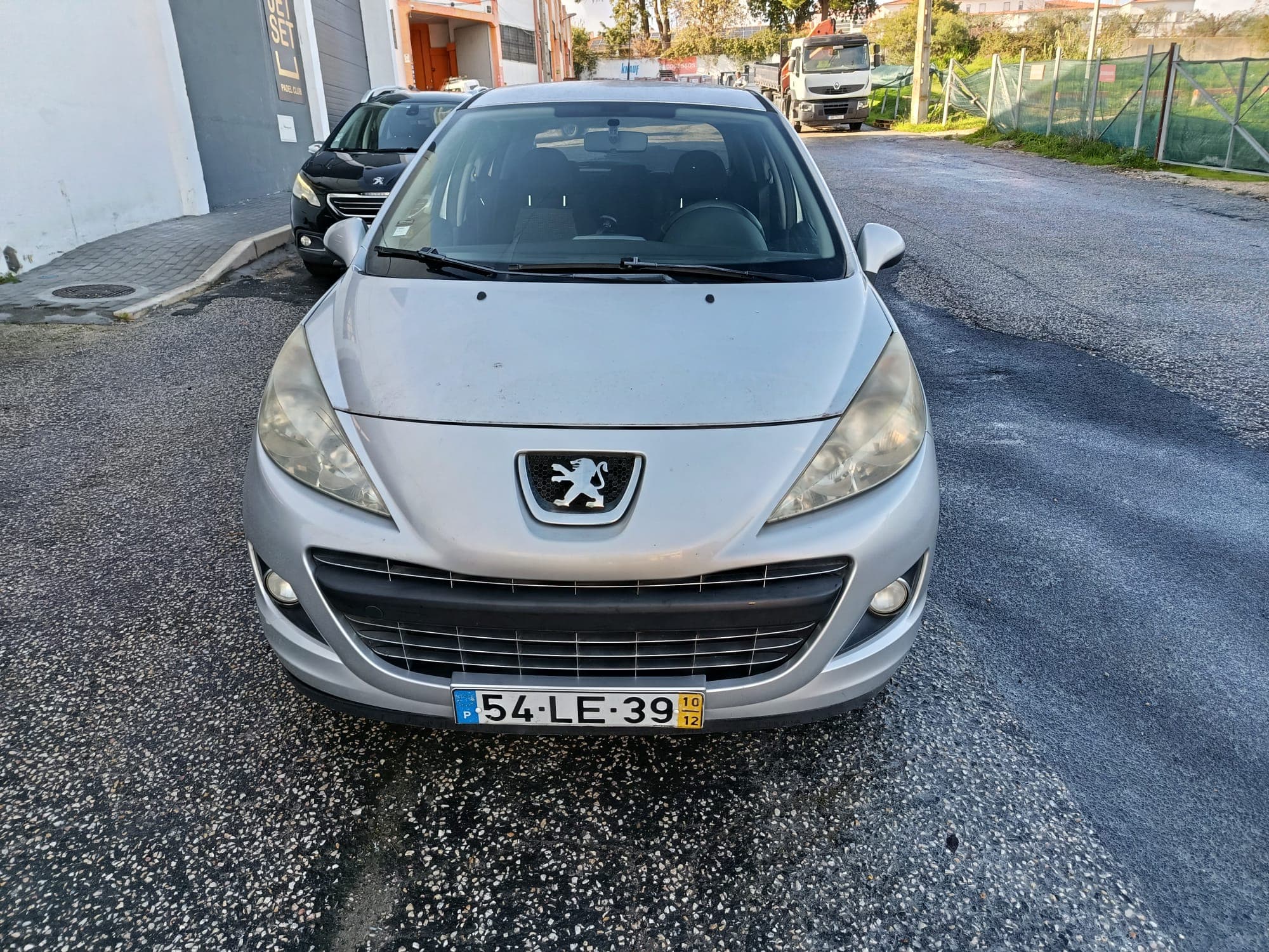 Peugeot 207 1.4 HDi SE Sportium · Ano 2010 — imagem 2