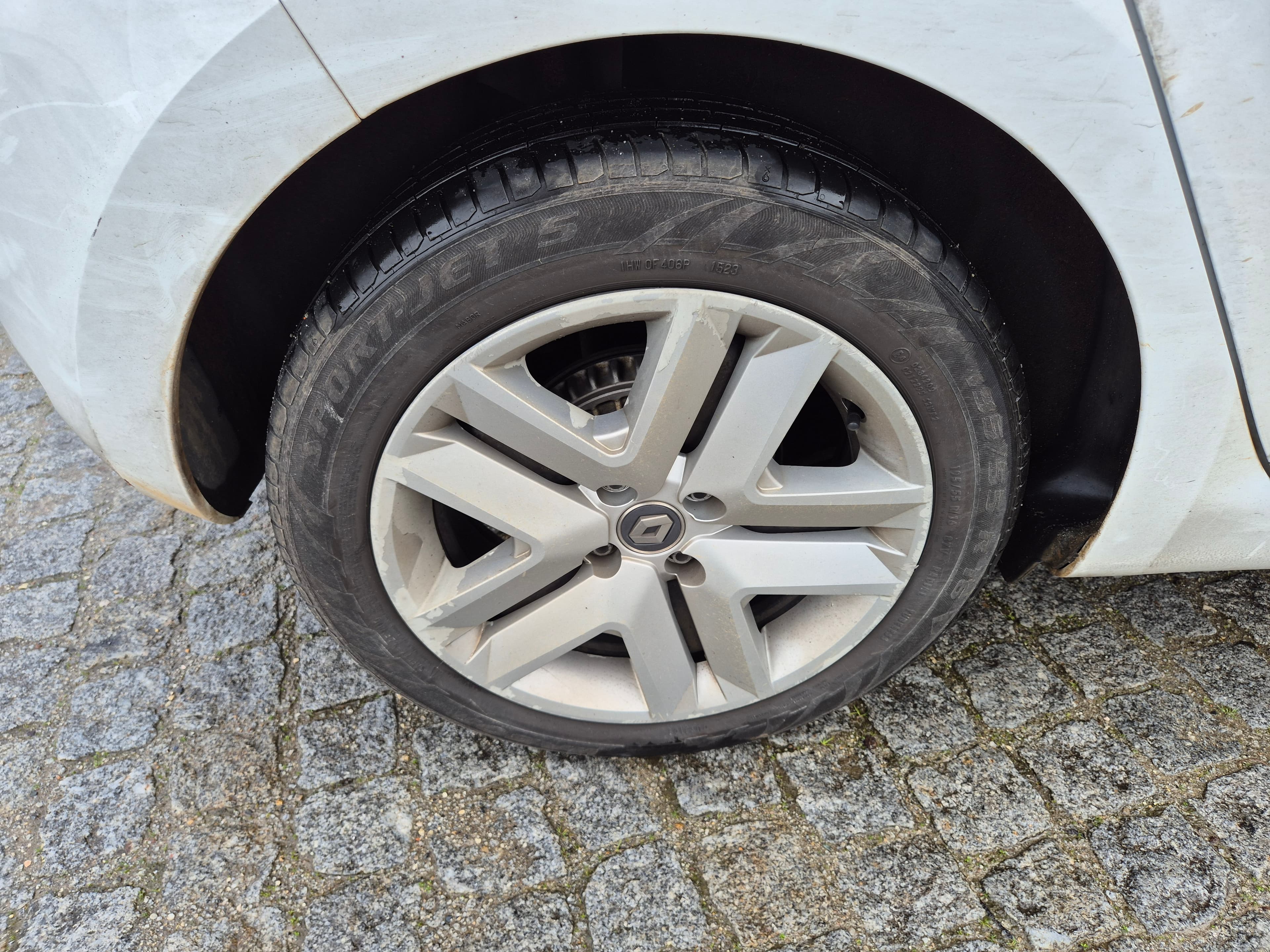 Renault Clio 1.5 Dci · Ano 2020 — imagem 7