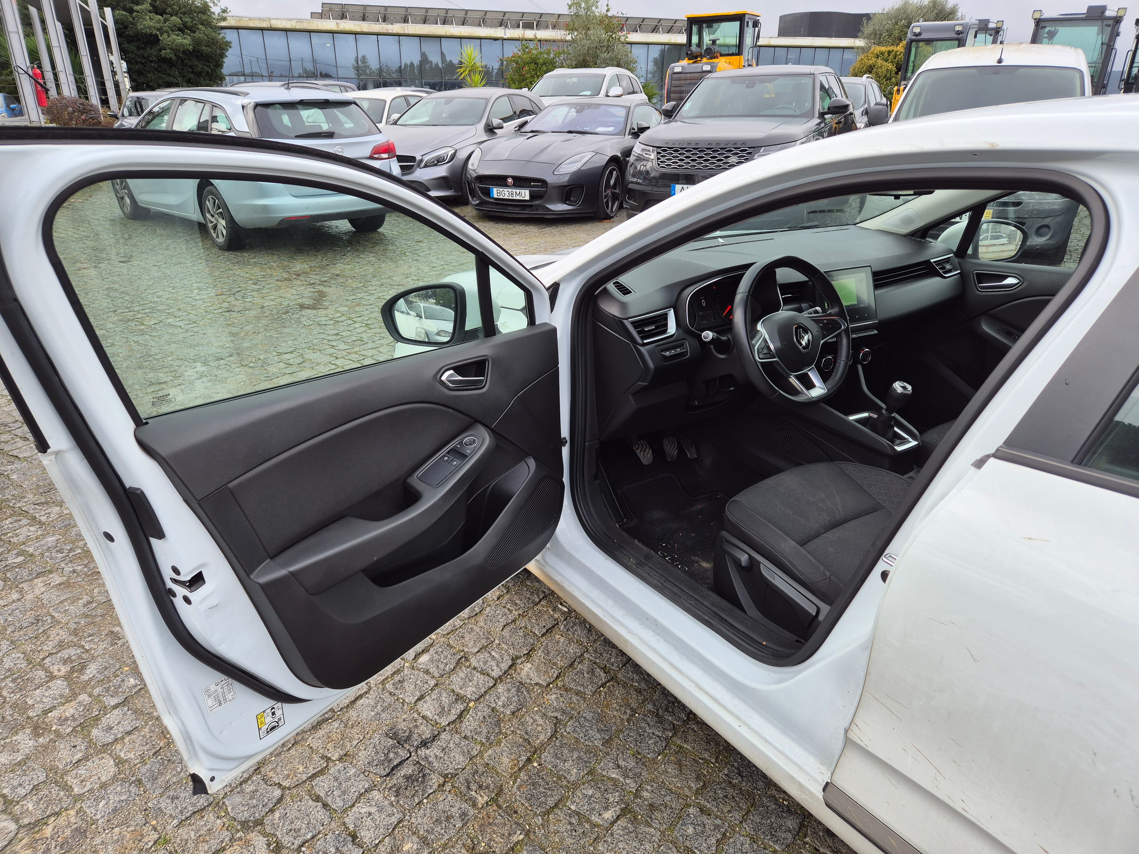Renault Clio 1.5 Dci · Ano 2020 — imagem 24