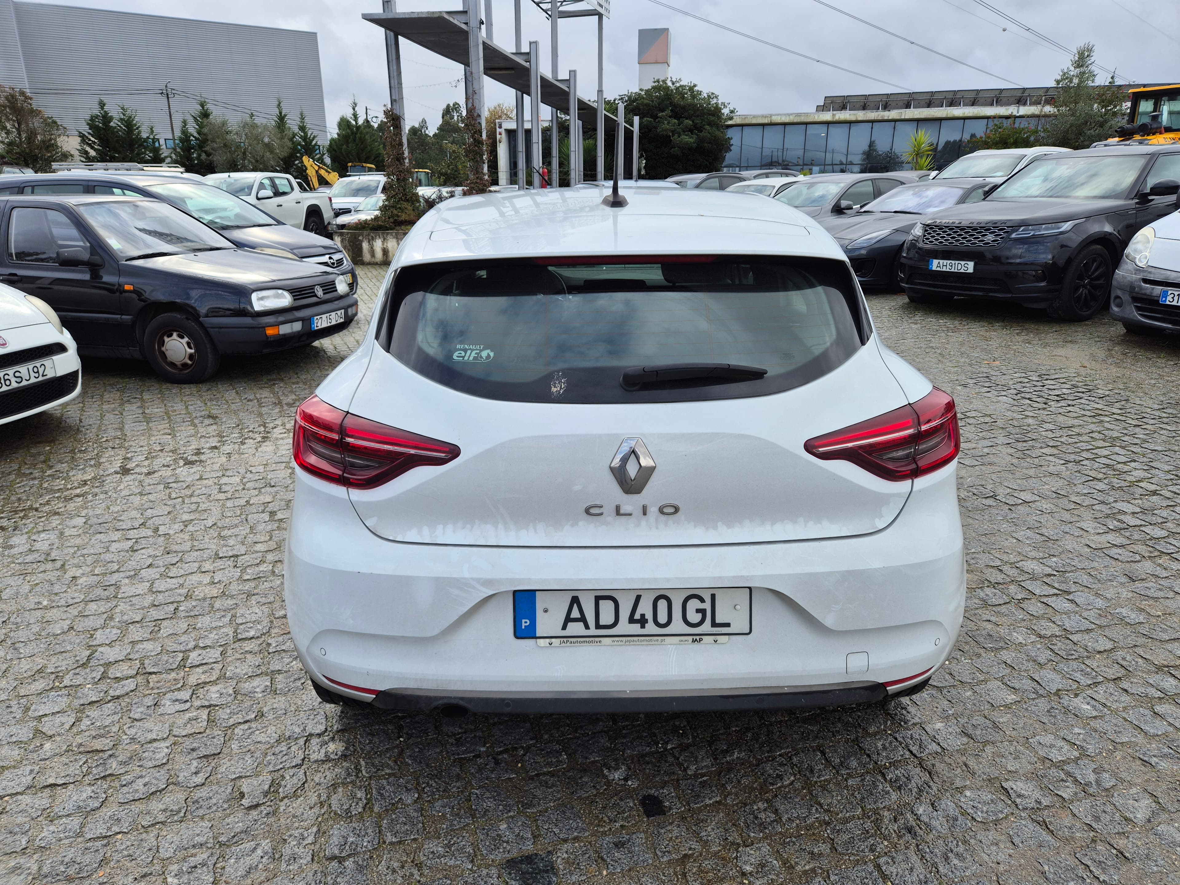 Renault Clio 1.5 Dci · Ano 2020 — imagem 5
