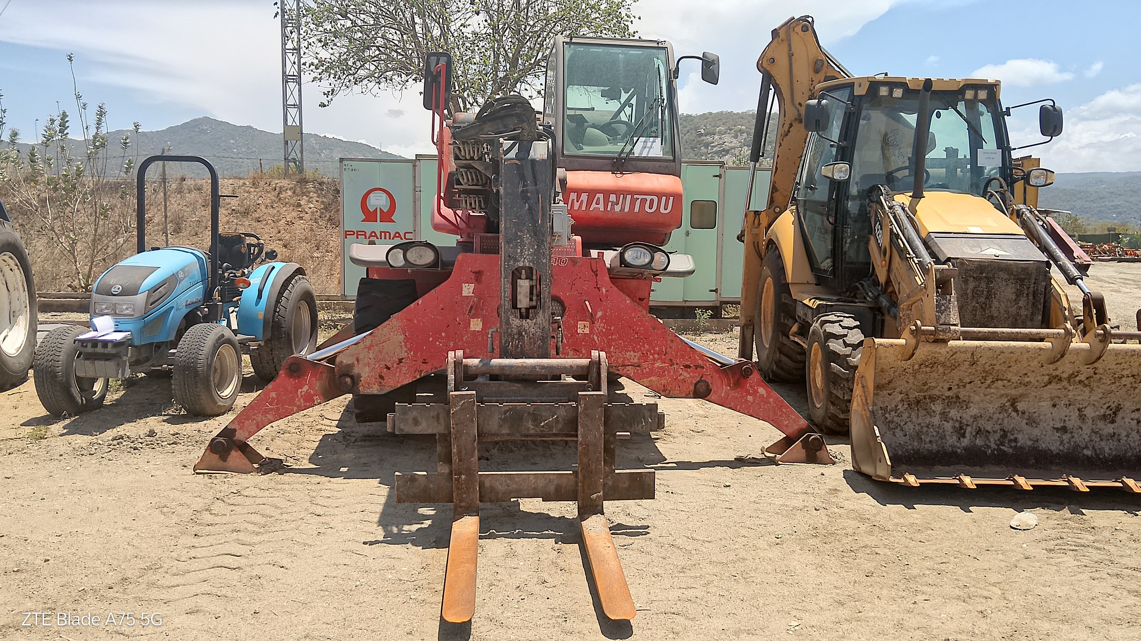 Empilhador Telescópico Rotativo Manitou MRT 18.40  EASY