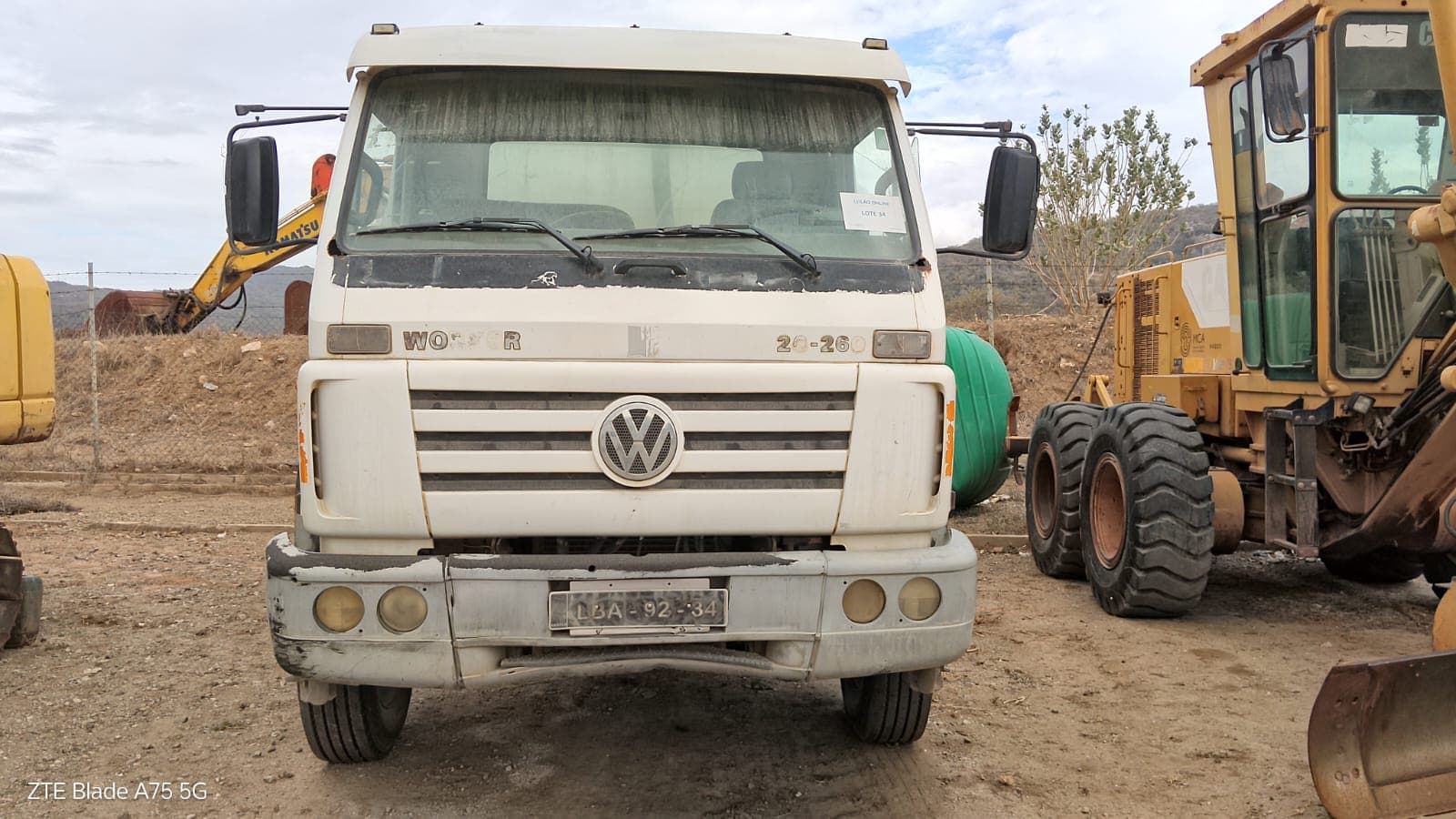 Camião Cisterna Volkswagen Worker 26-260 — imagem 1