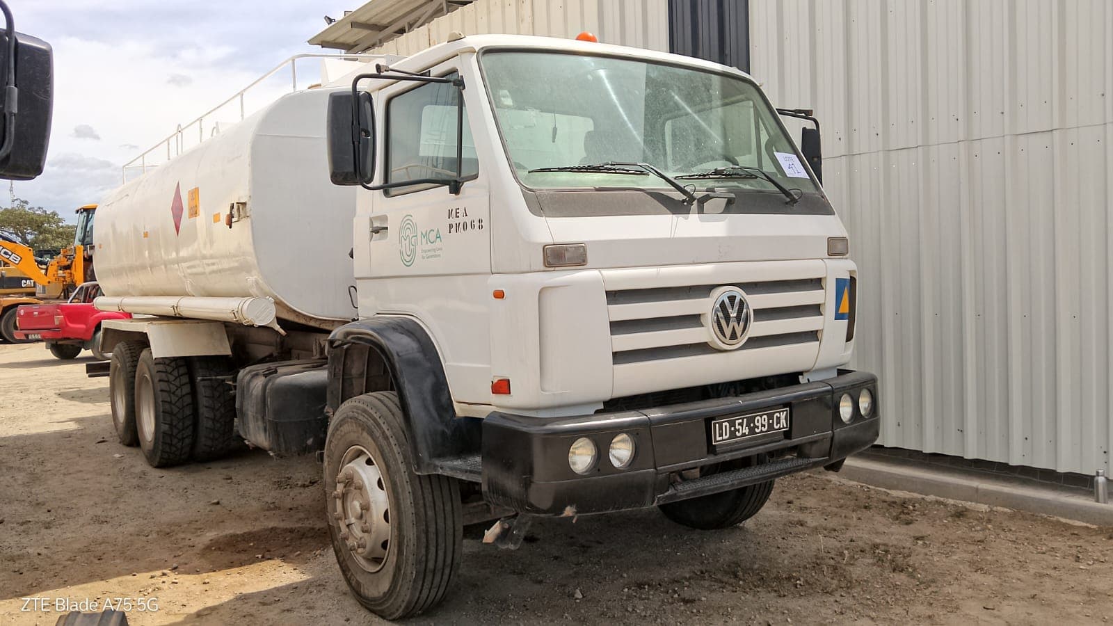 Camião Cisterna Volkswagen Worker 26 260 — imagem 1
