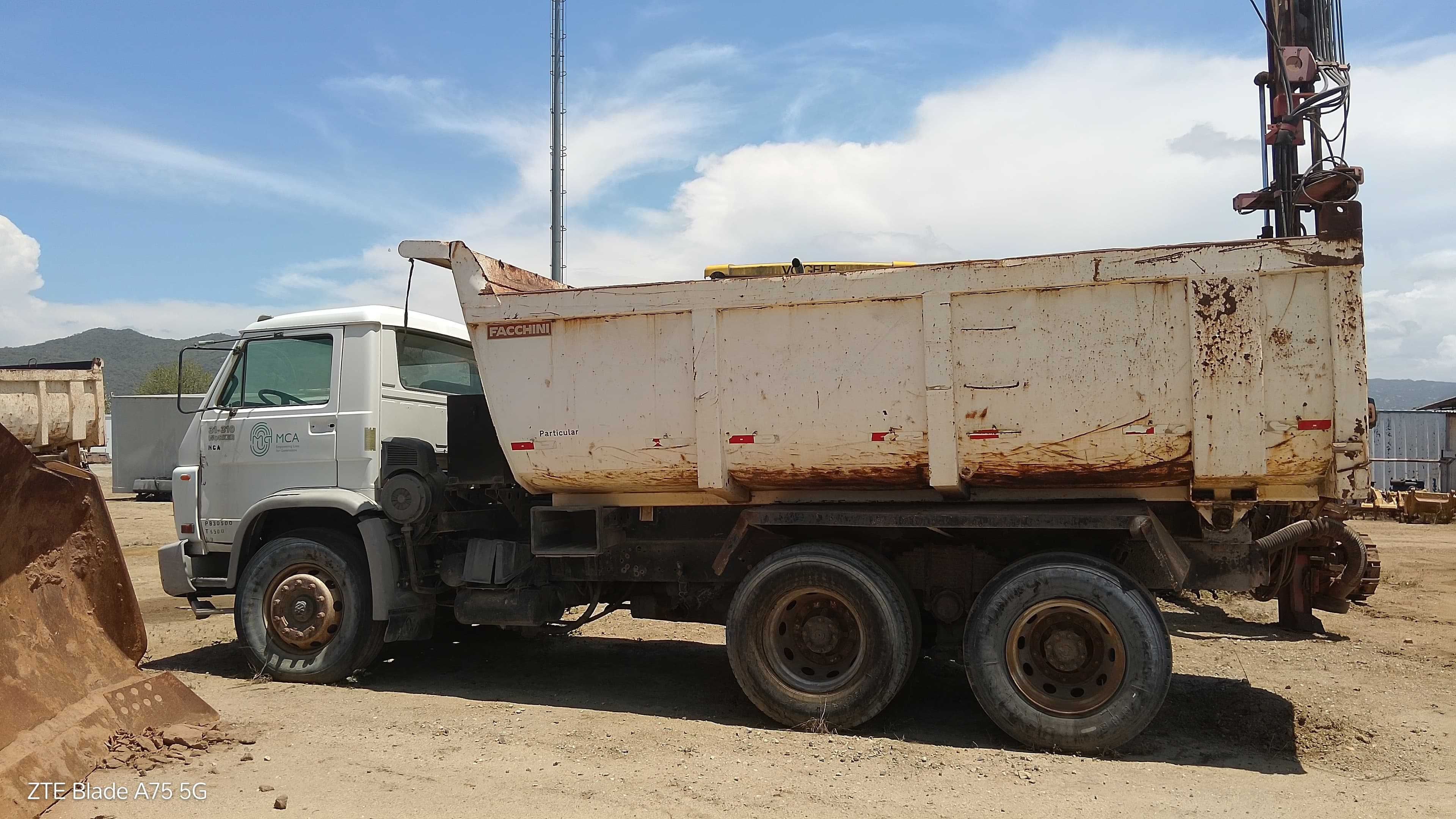 Camión volquete Volkswagen Worker 31-310 — imagen 7
