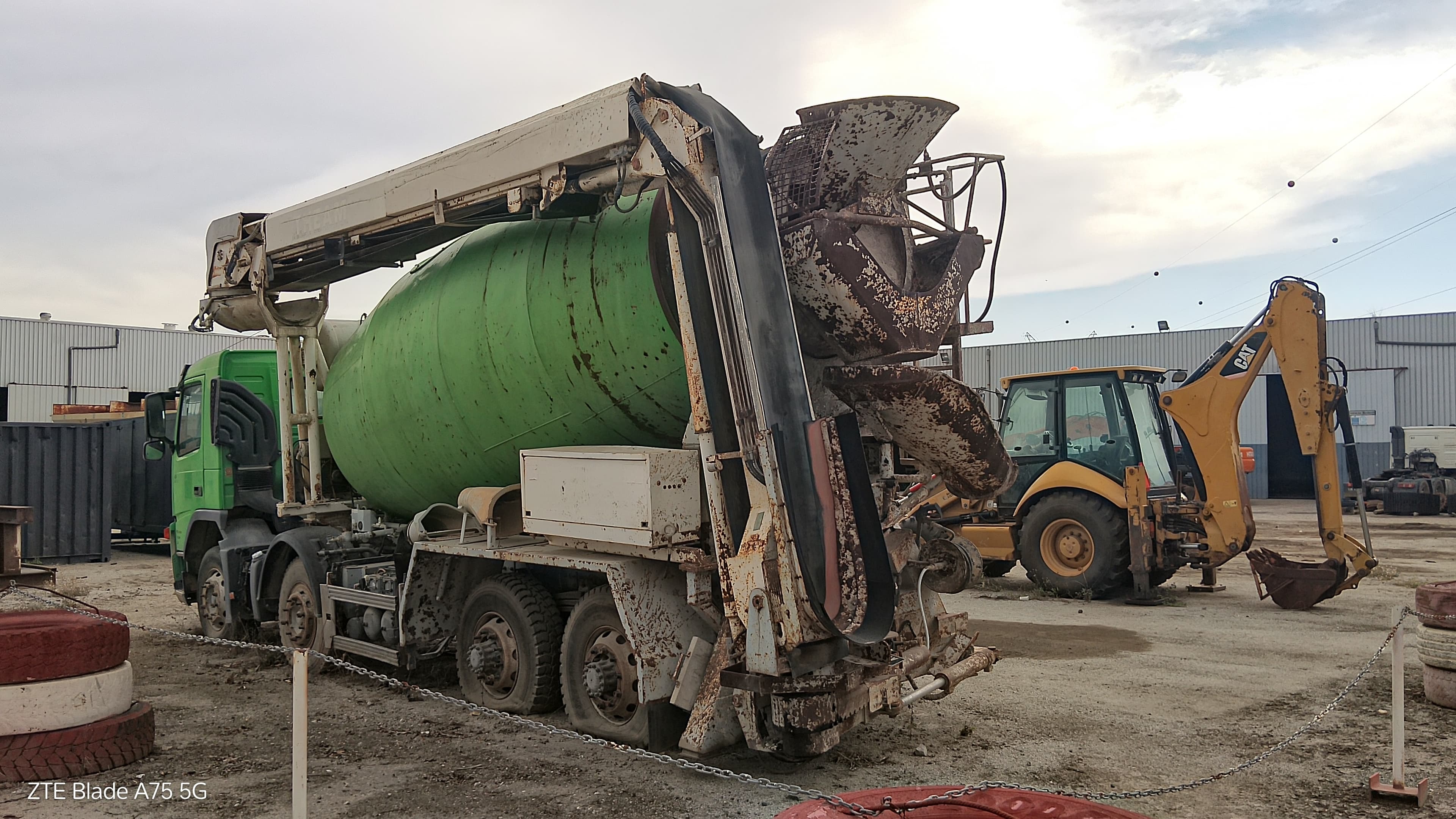 Camião Betoneira Volvo FM400 — image 7