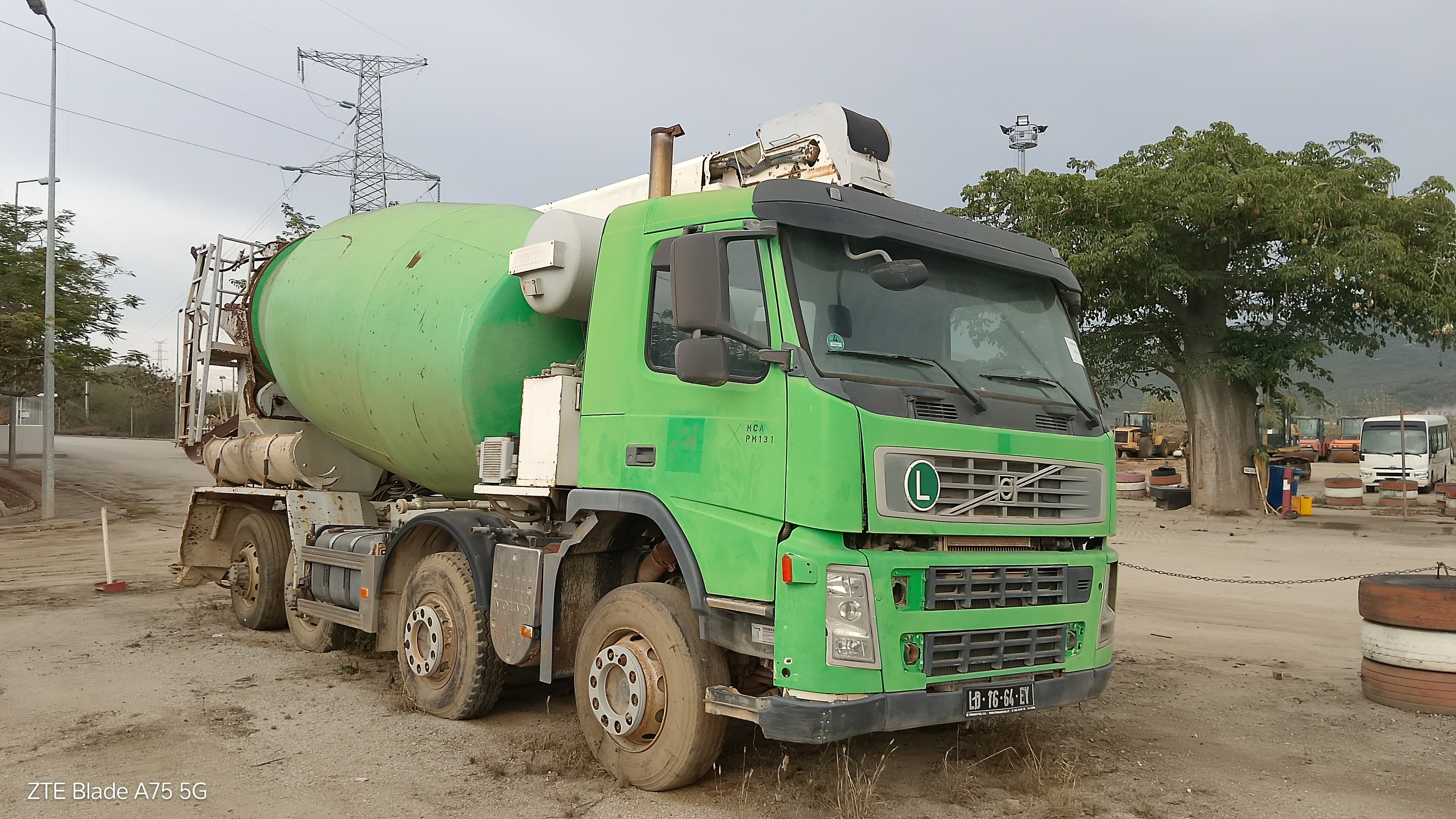 Camião Betoneira Volvo FM400 — image 3