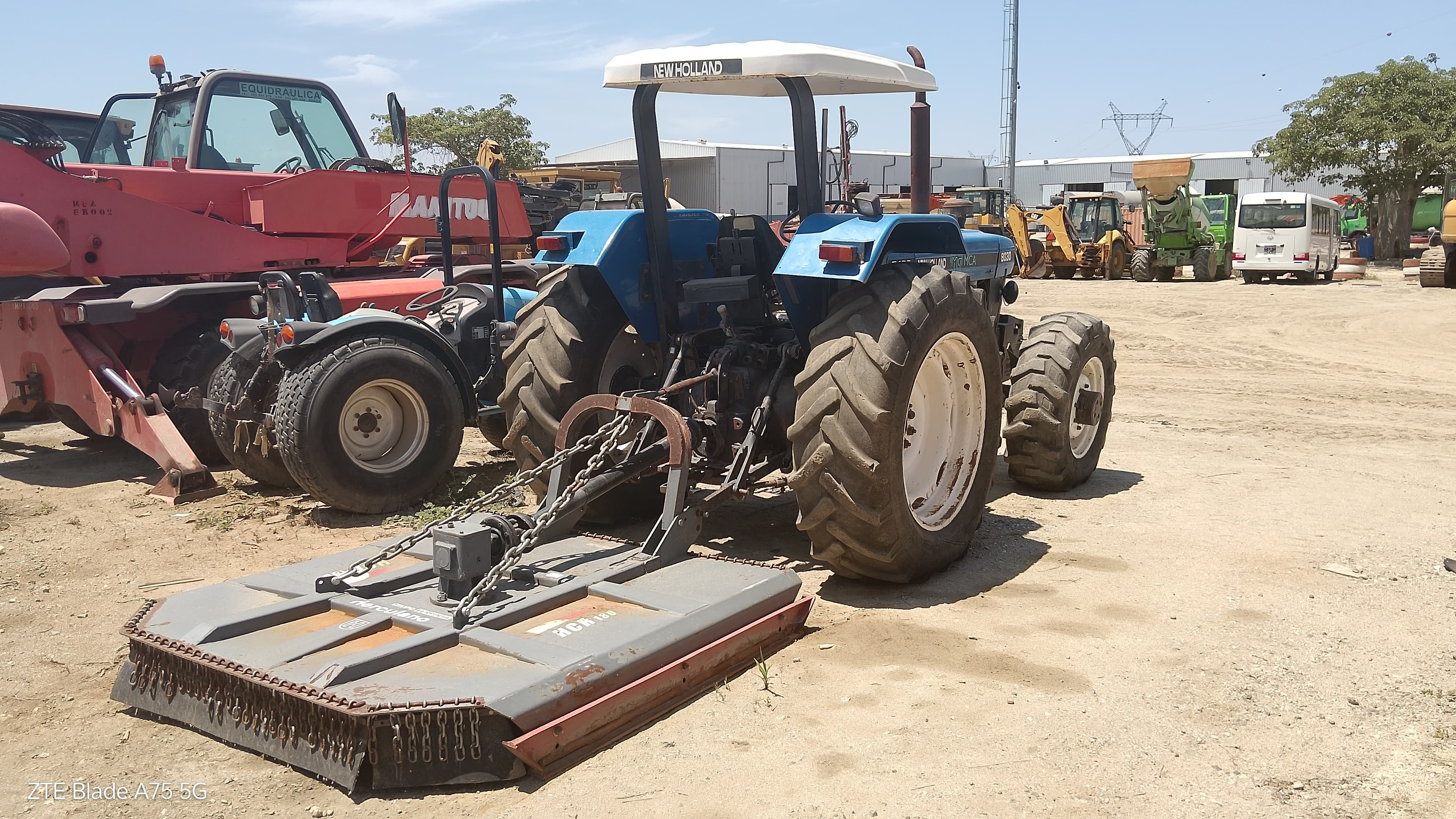 Tractor Agricola New Holland 8030 — image 6
