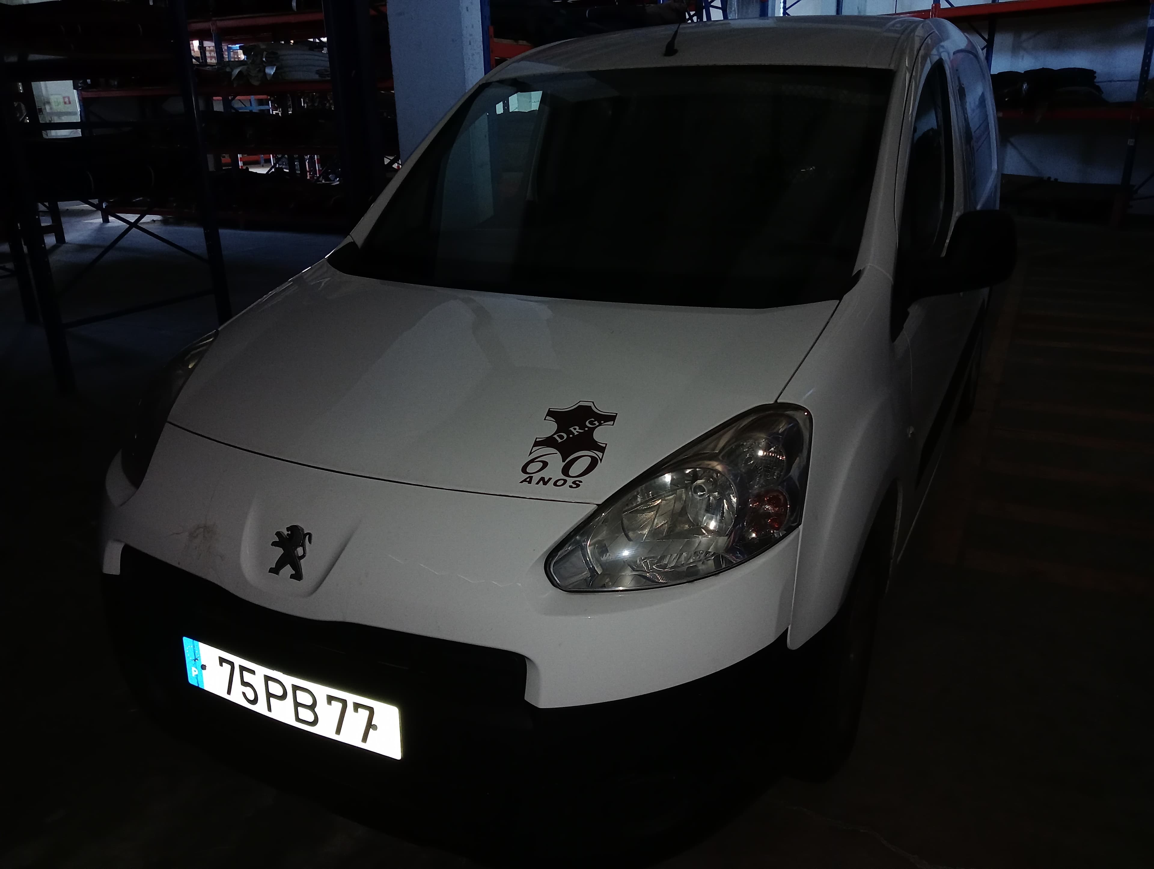 Peugeot Partner · Ano 2014 — imagem 1
