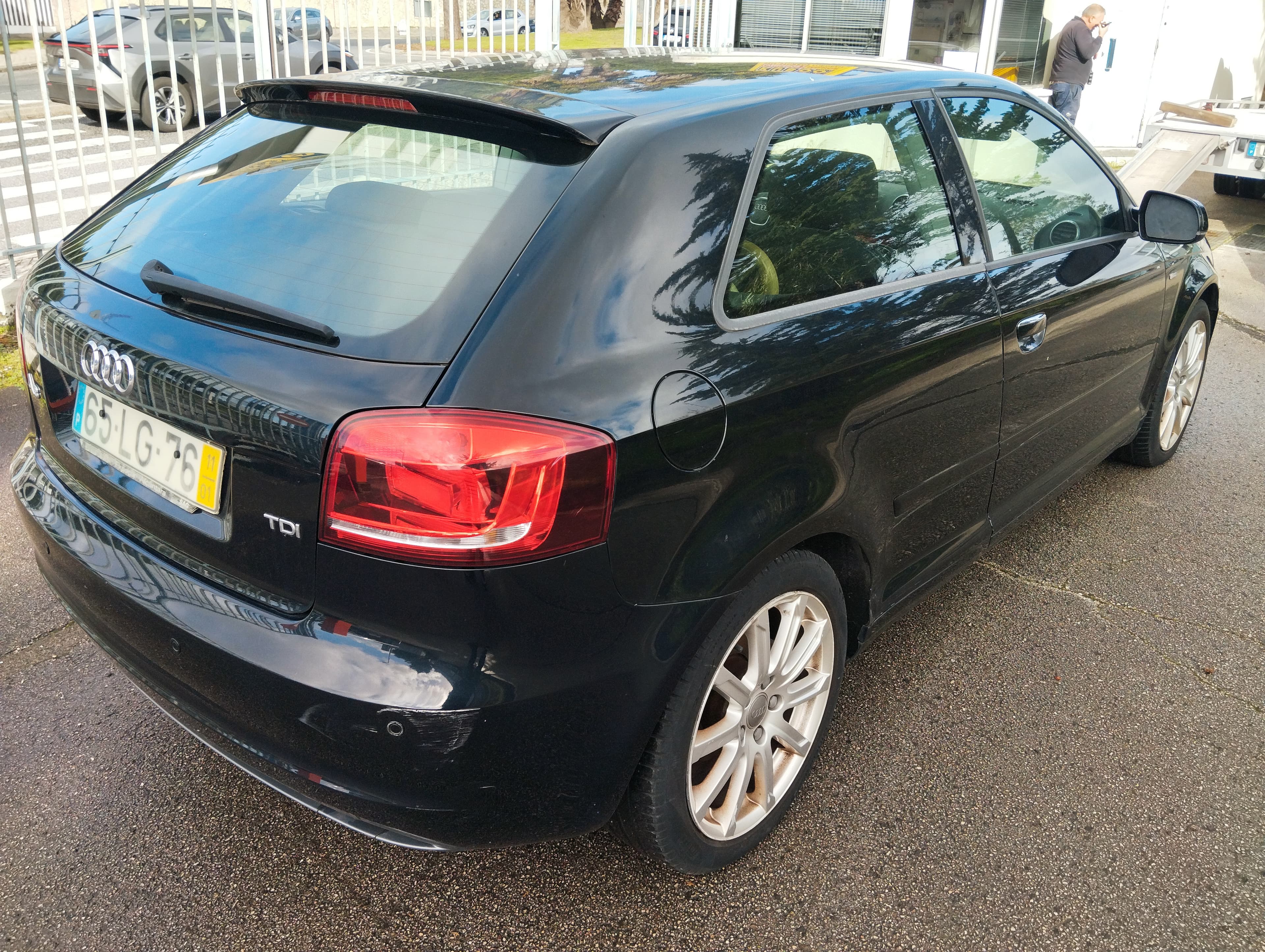 Audi A3 1.6 TDI · Ano 2011 — image 6