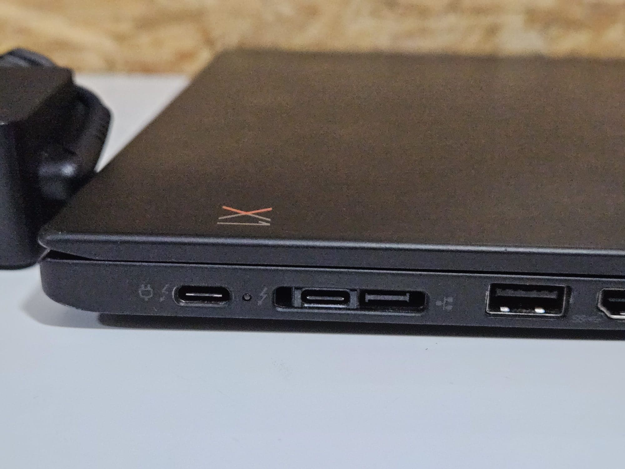 Lenovo THINKPAD Carbon G7 — imagem 4