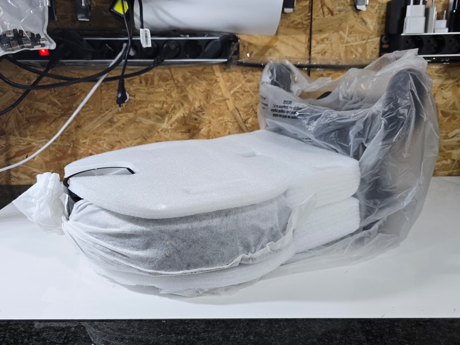 Aspirador Robot Ecovacs Deebot R96 — imagen 6