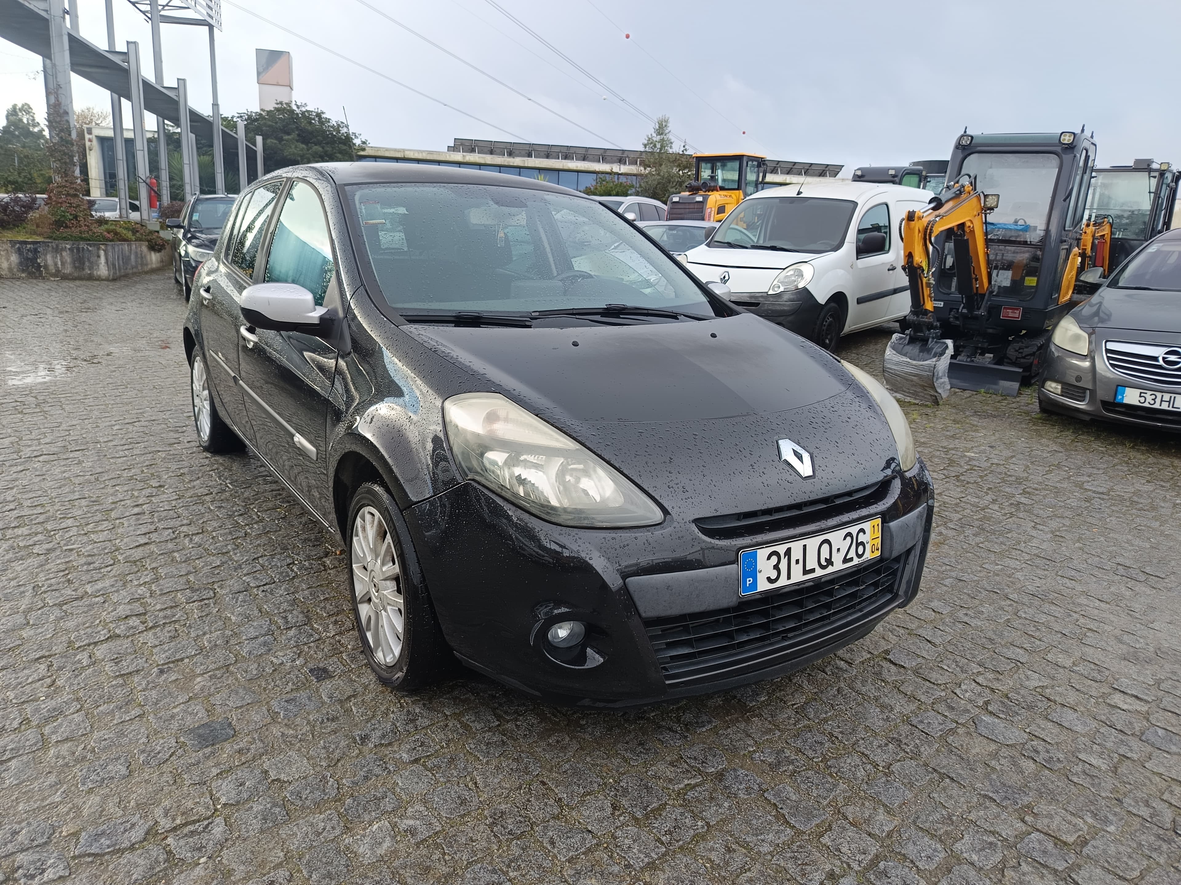 Renault Clio · Ano 2011 — image 3