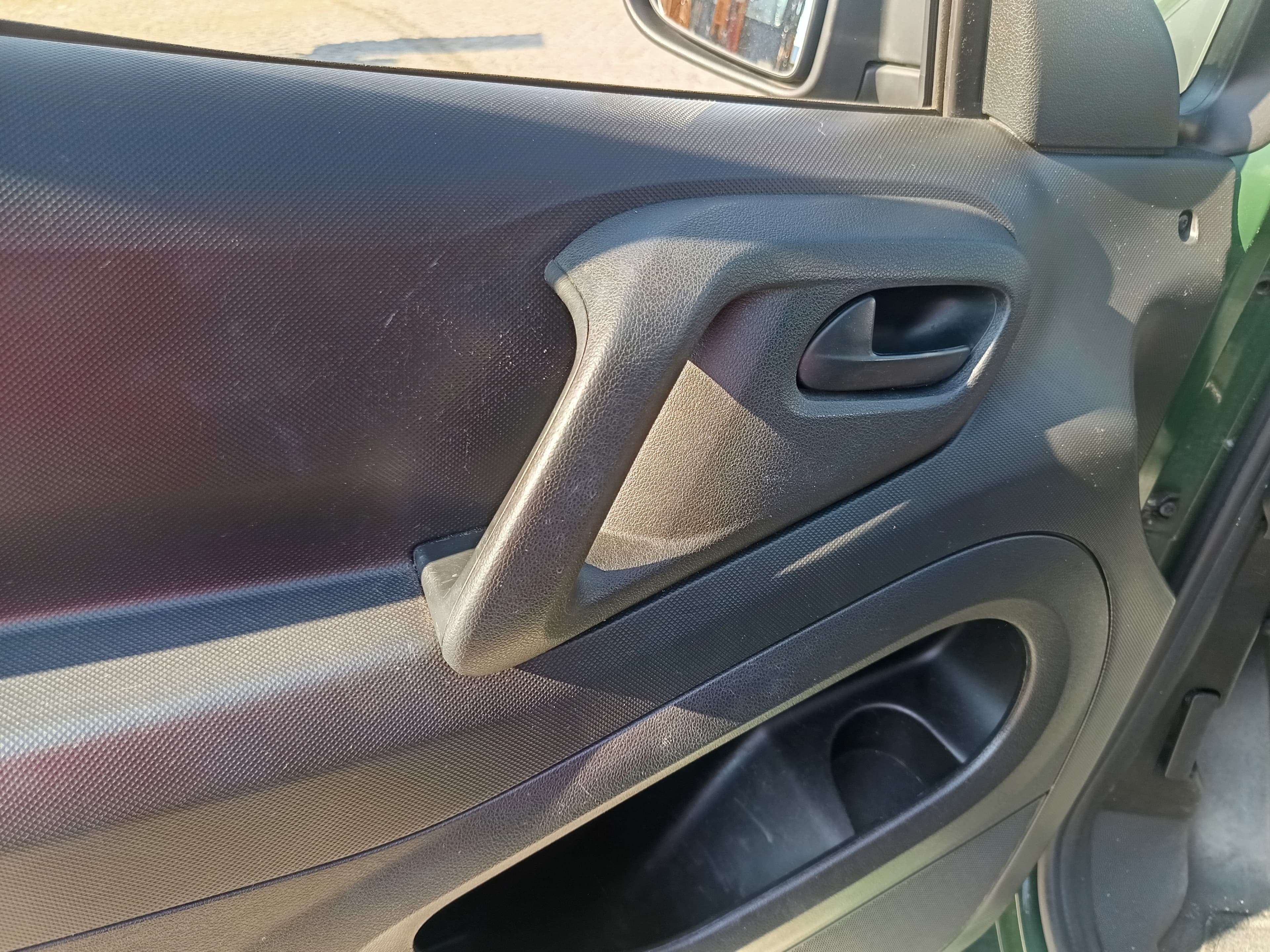Peugeot Partner · Ano 2017 — image 25
