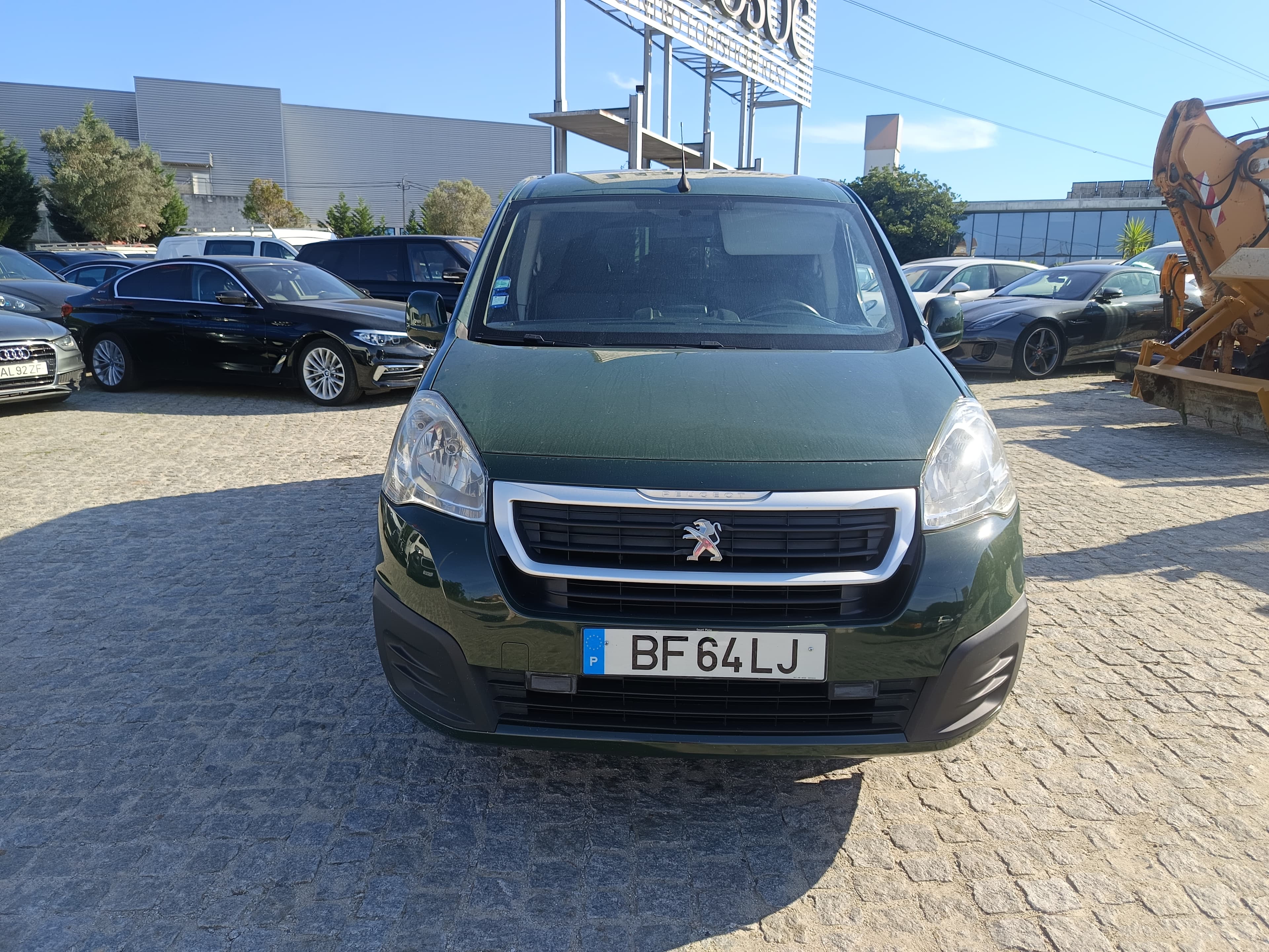 Peugeot Partner · Ano 2017 — image 2