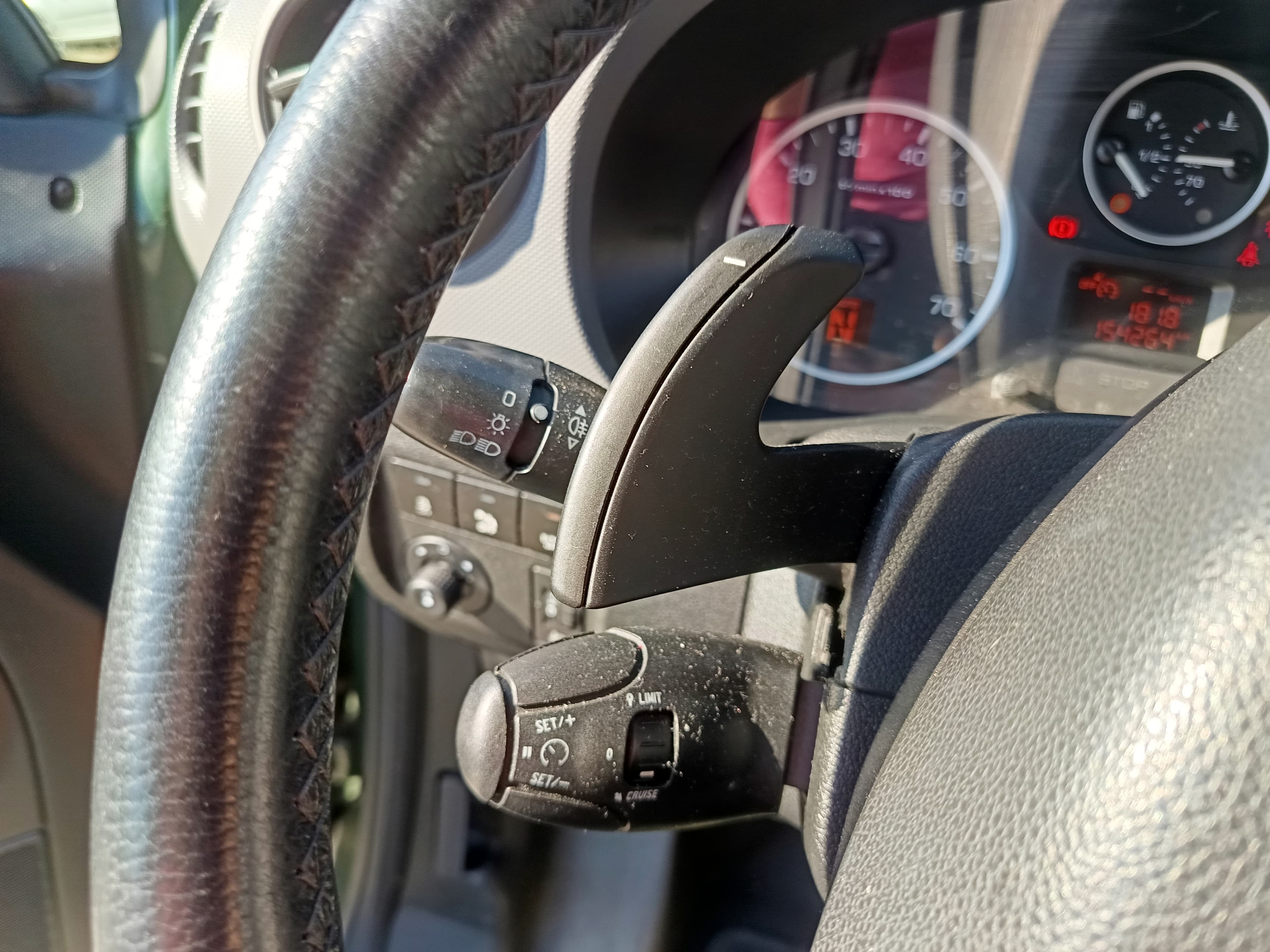 Peugeot Partner · Ano 2017 — image 35