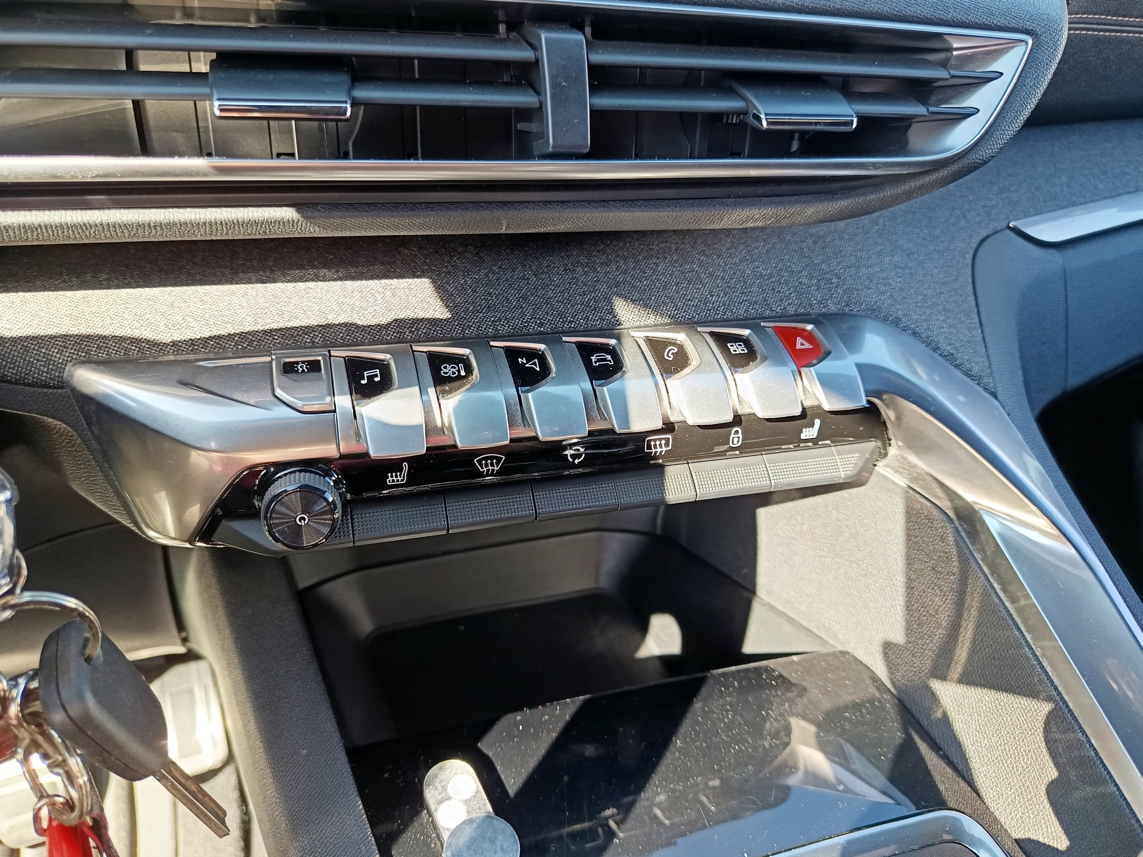 Peugeot 5008 · Ano 2018 — image 40