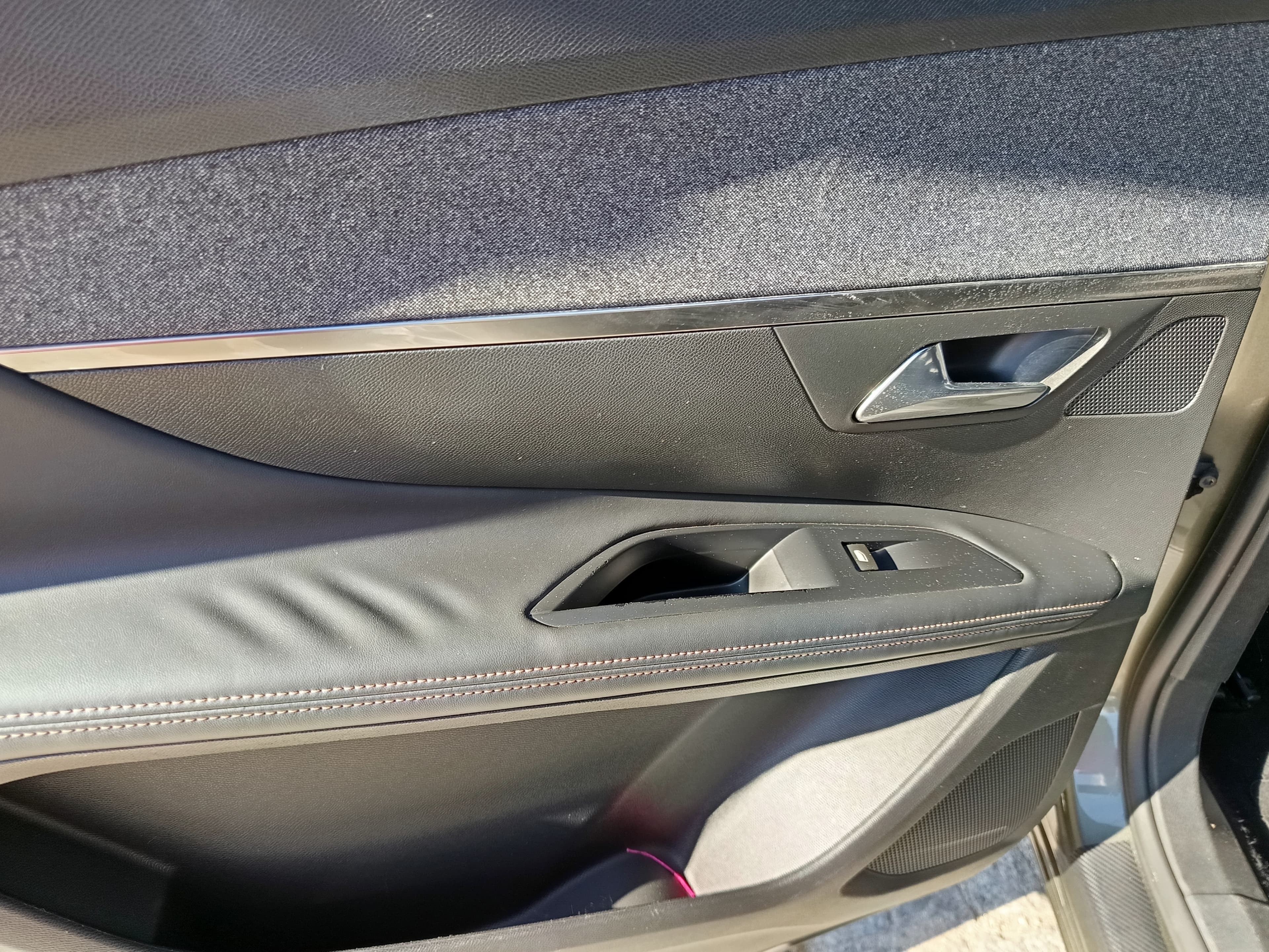 Peugeot 5008 · Ano 2018 — image 30