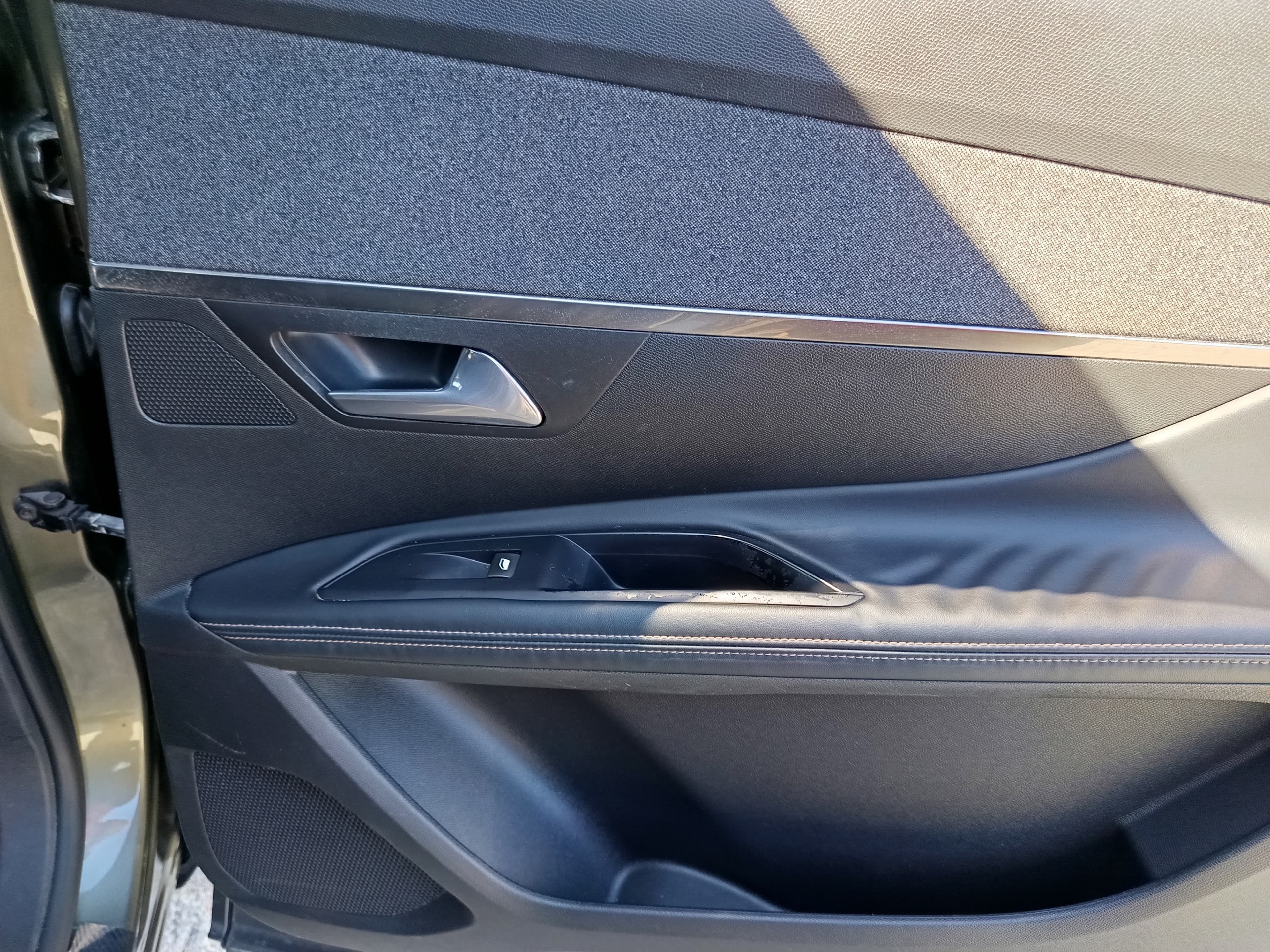 Peugeot 5008 · Ano 2018 — image 22
