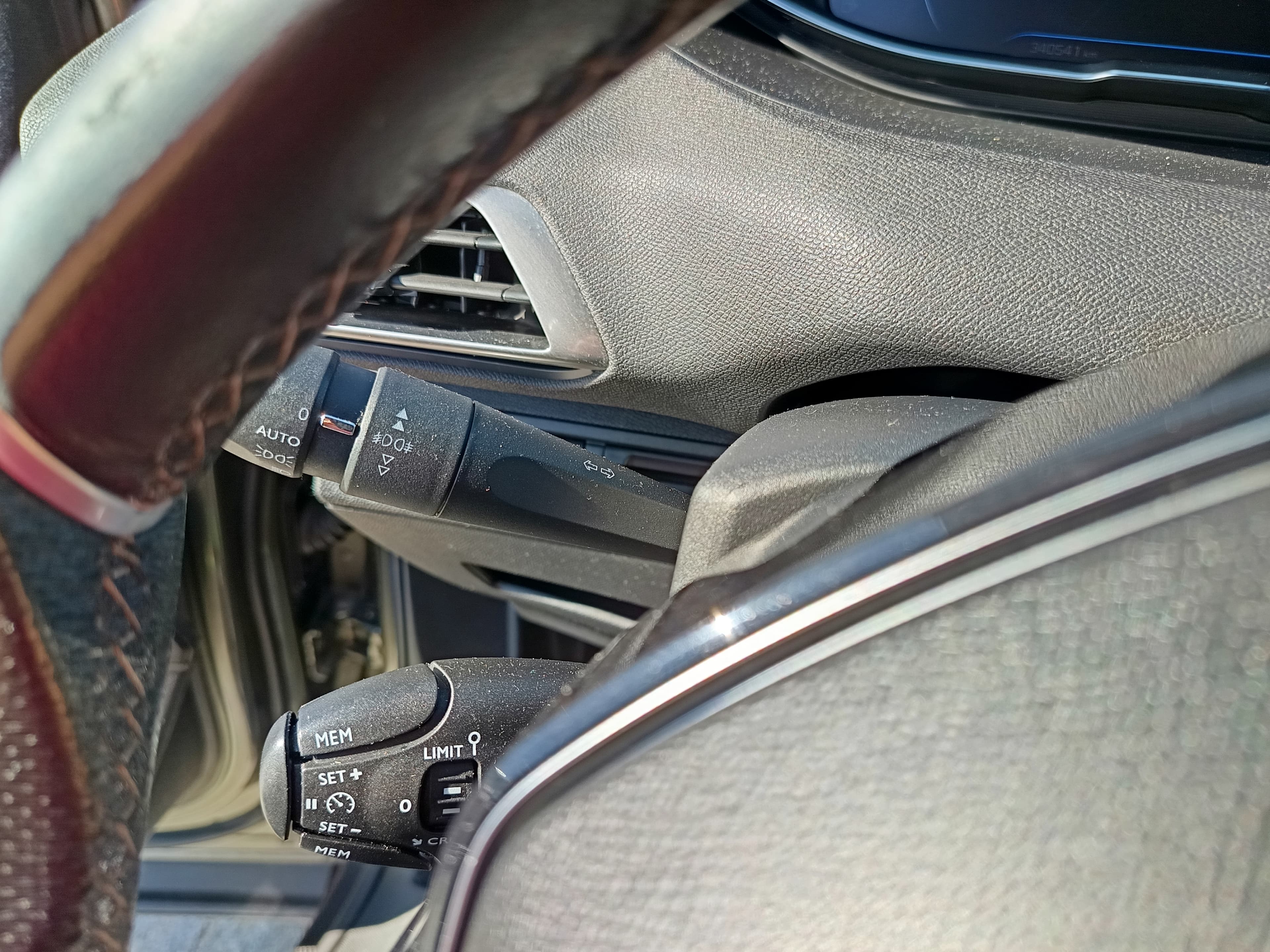 Peugeot 5008 · Ano 2018 — image 45