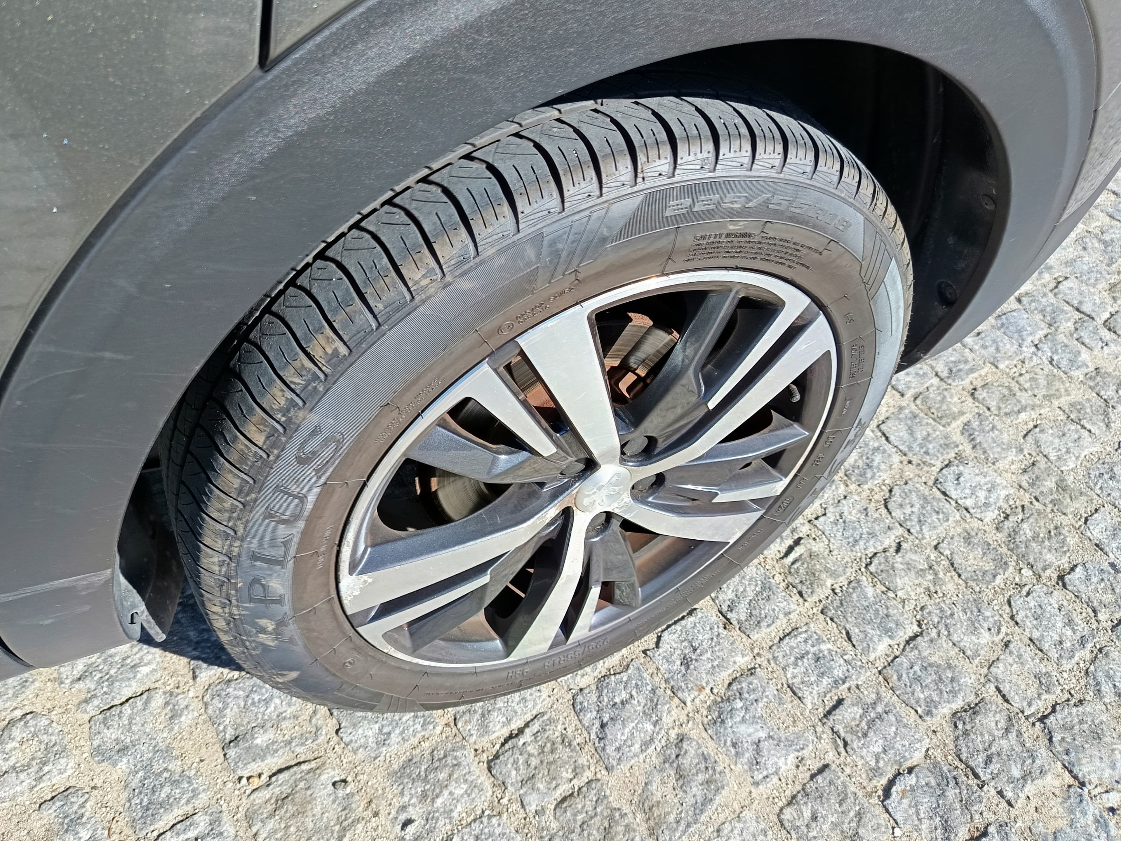 Peugeot 5008 · Ano 2018 — image 12