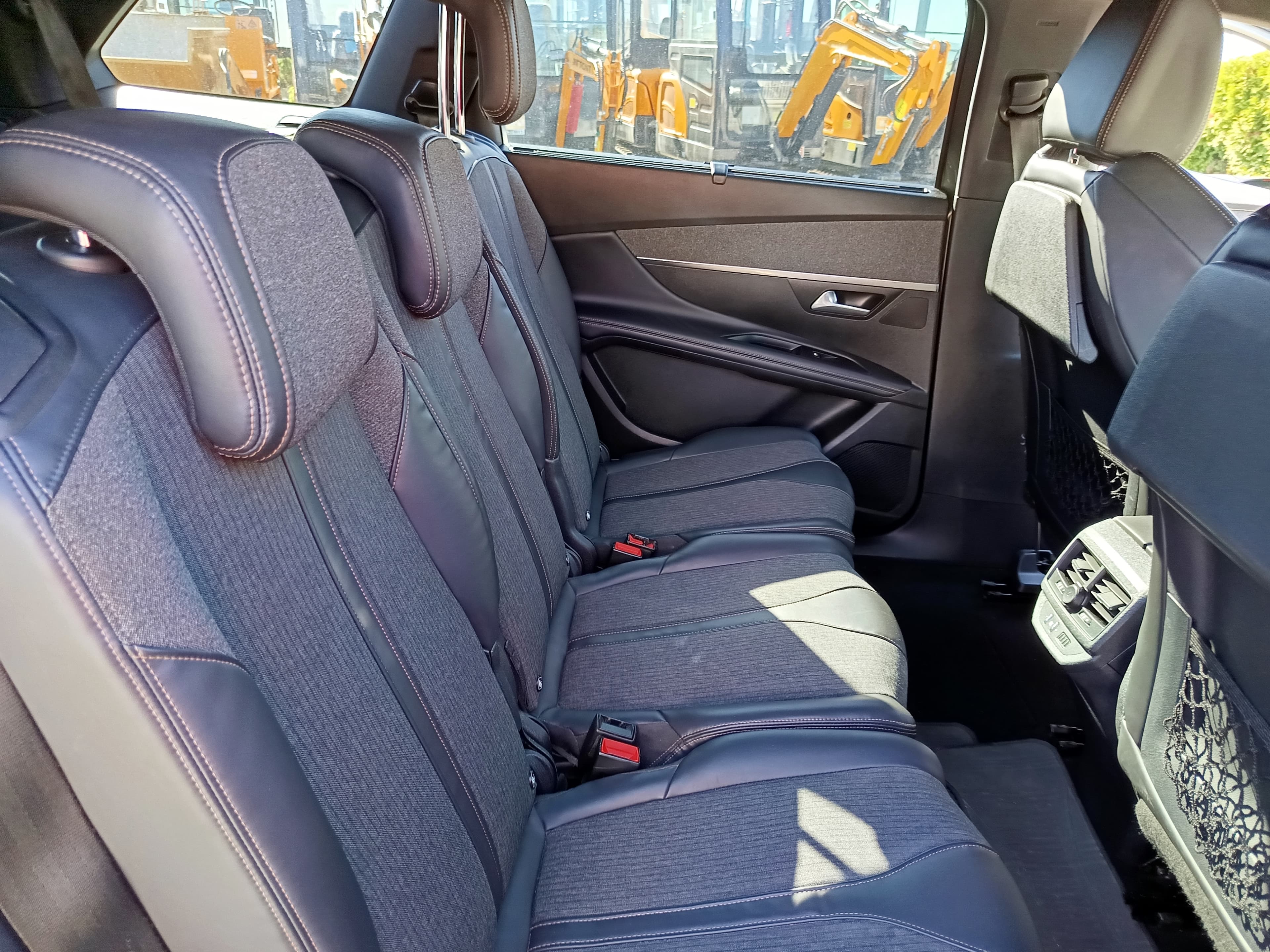 Peugeot 5008 · Ano 2018 — image 24
