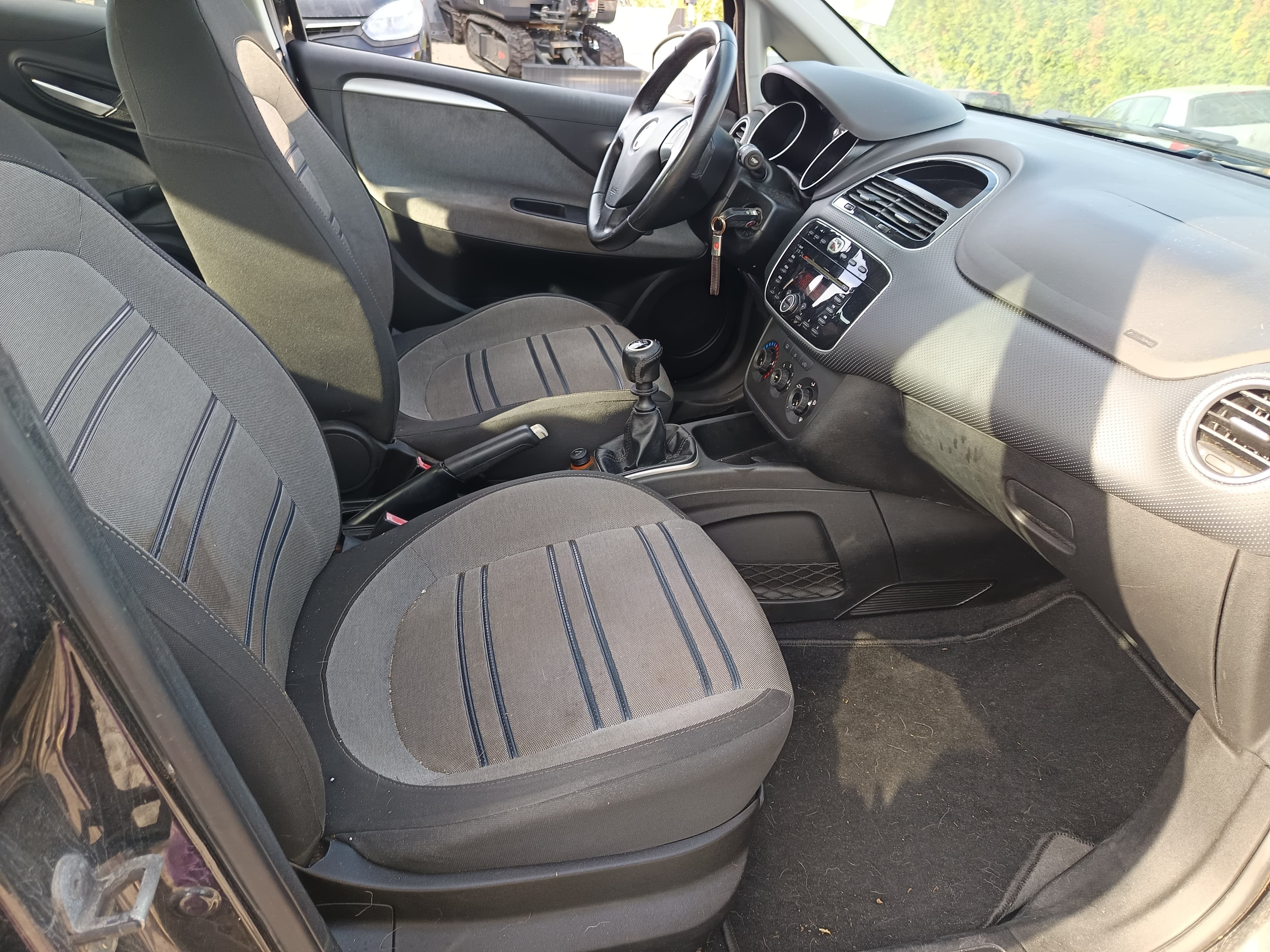 Fiat Punto · Ano 2010 — image 21