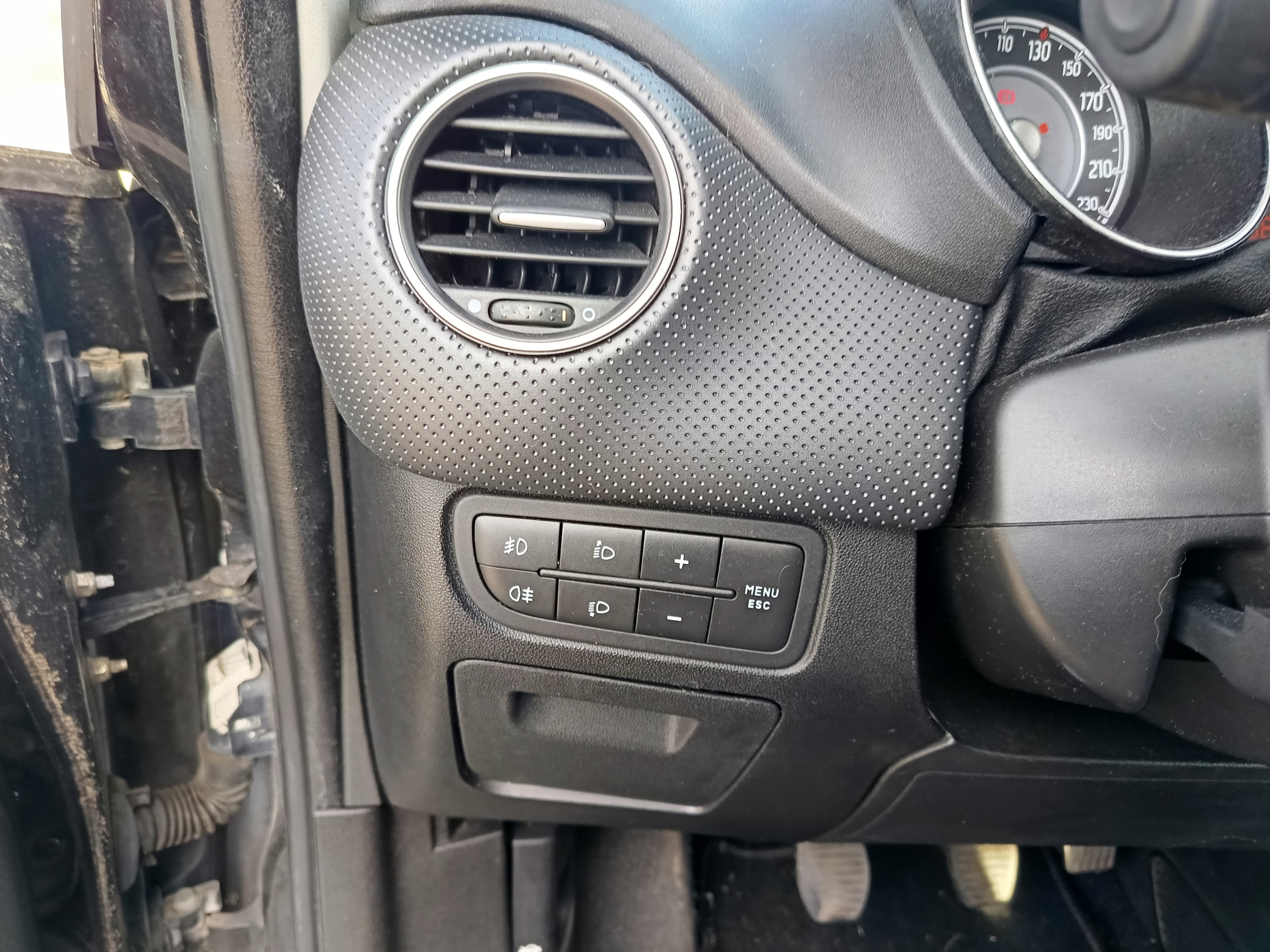 Fiat Punto · Ano 2010 — image 38