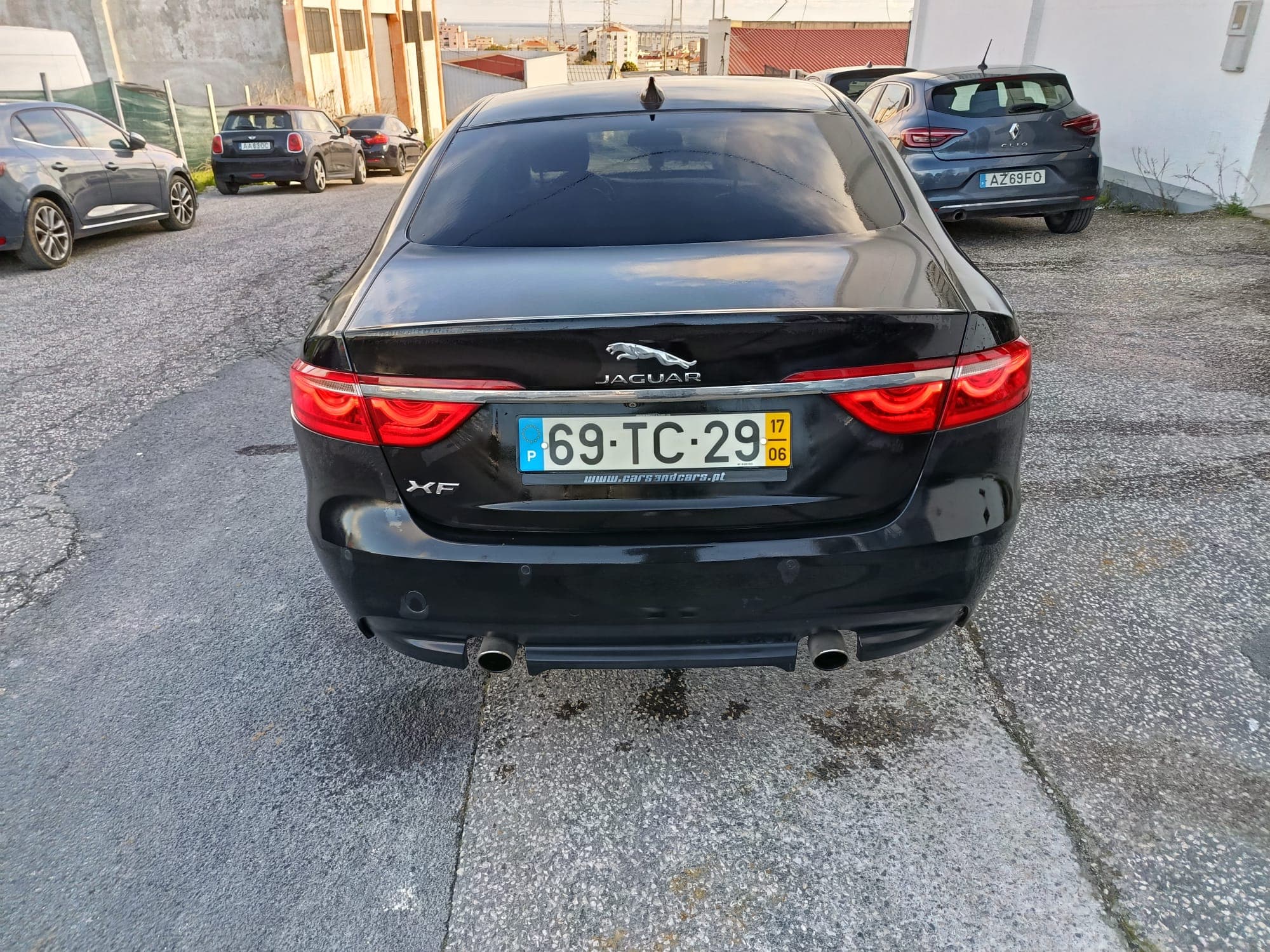 Jaguar XF Sedan · Ano 2017 — imagen 8