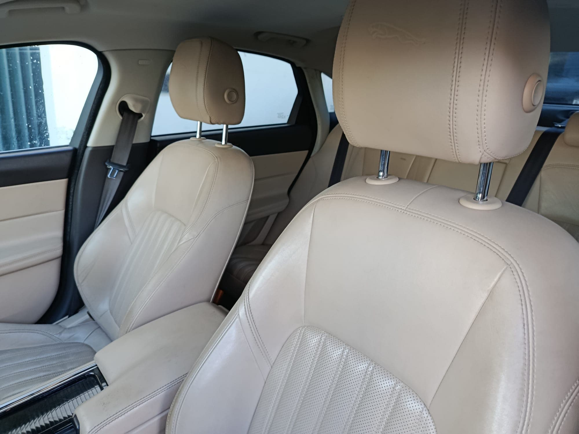 Jaguar XF Sedan · Ano 2017 — imagen 15