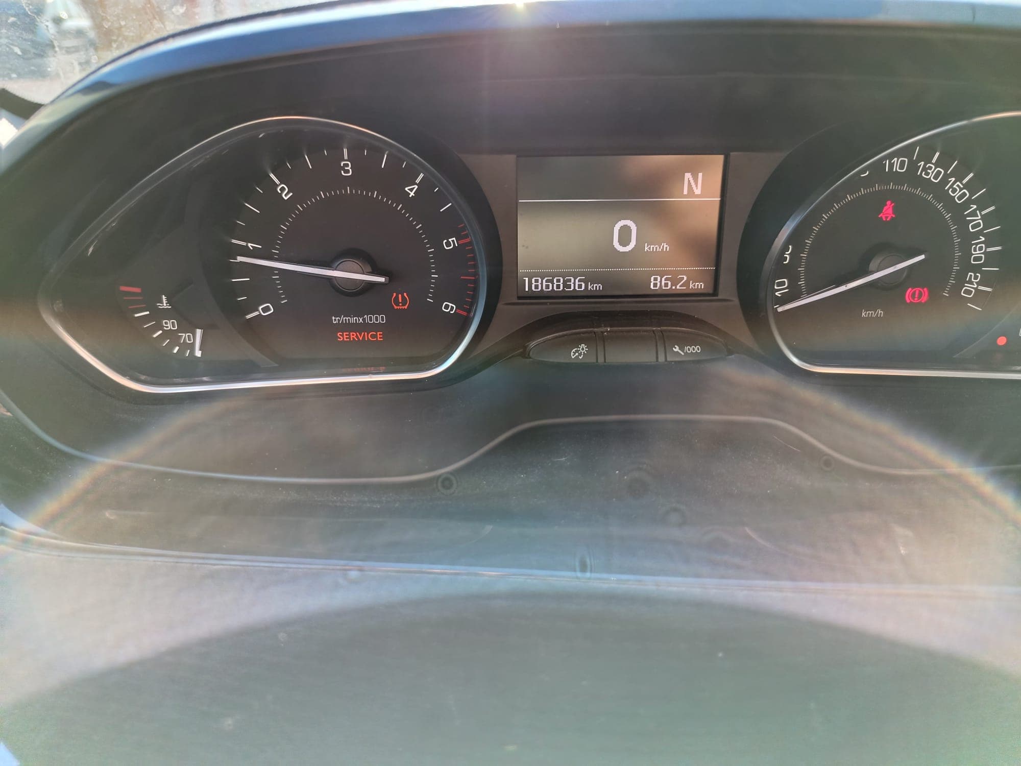 Peugeot 2008 · Ano 2015 — imagen 19