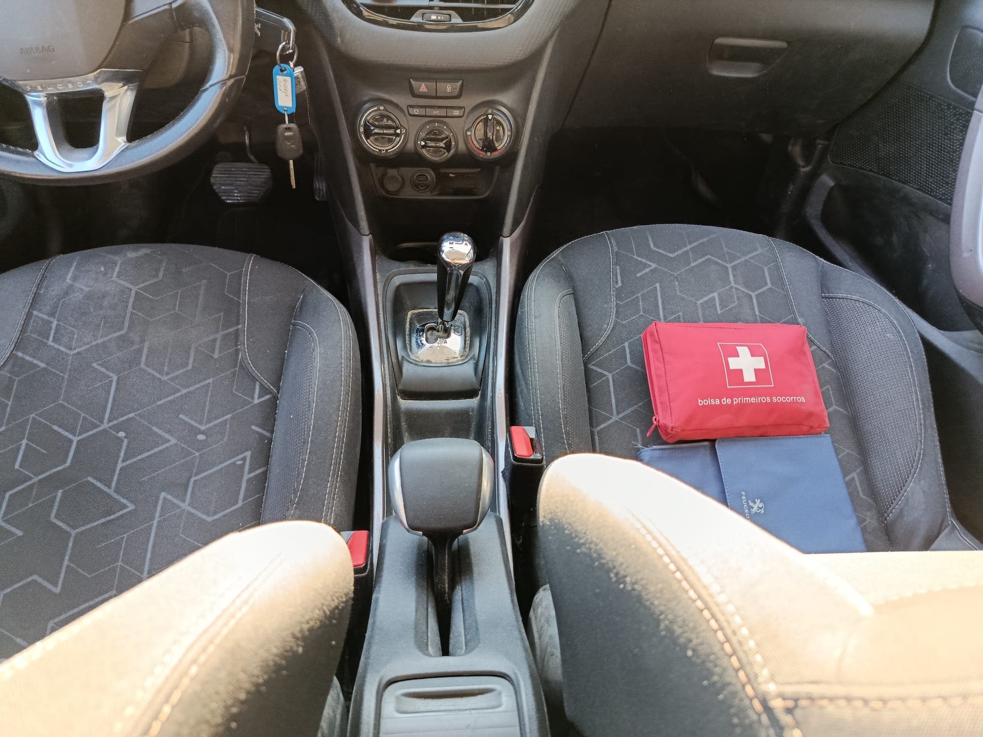 Peugeot 2008 · Ano 2015 — imagen 13